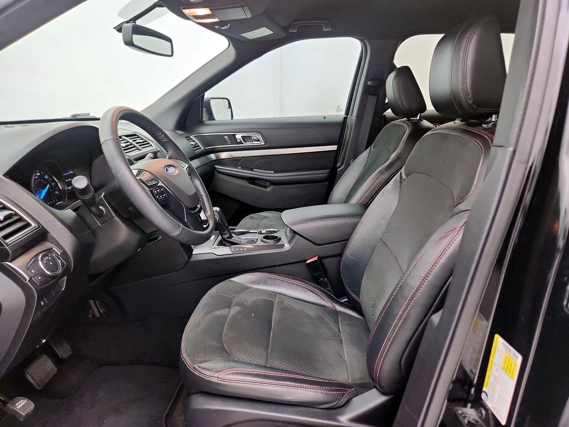 Thumbnail: 2018 Ford Explorer - 11