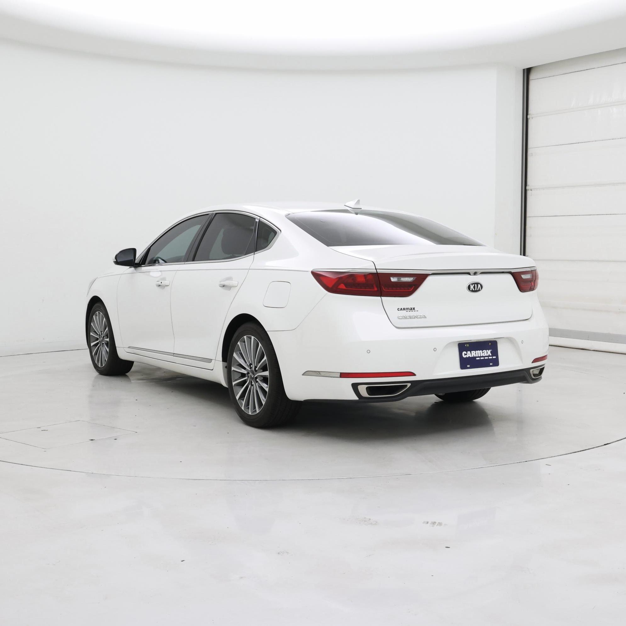 Thumbnail: 2019 Kia Cadenza - 2