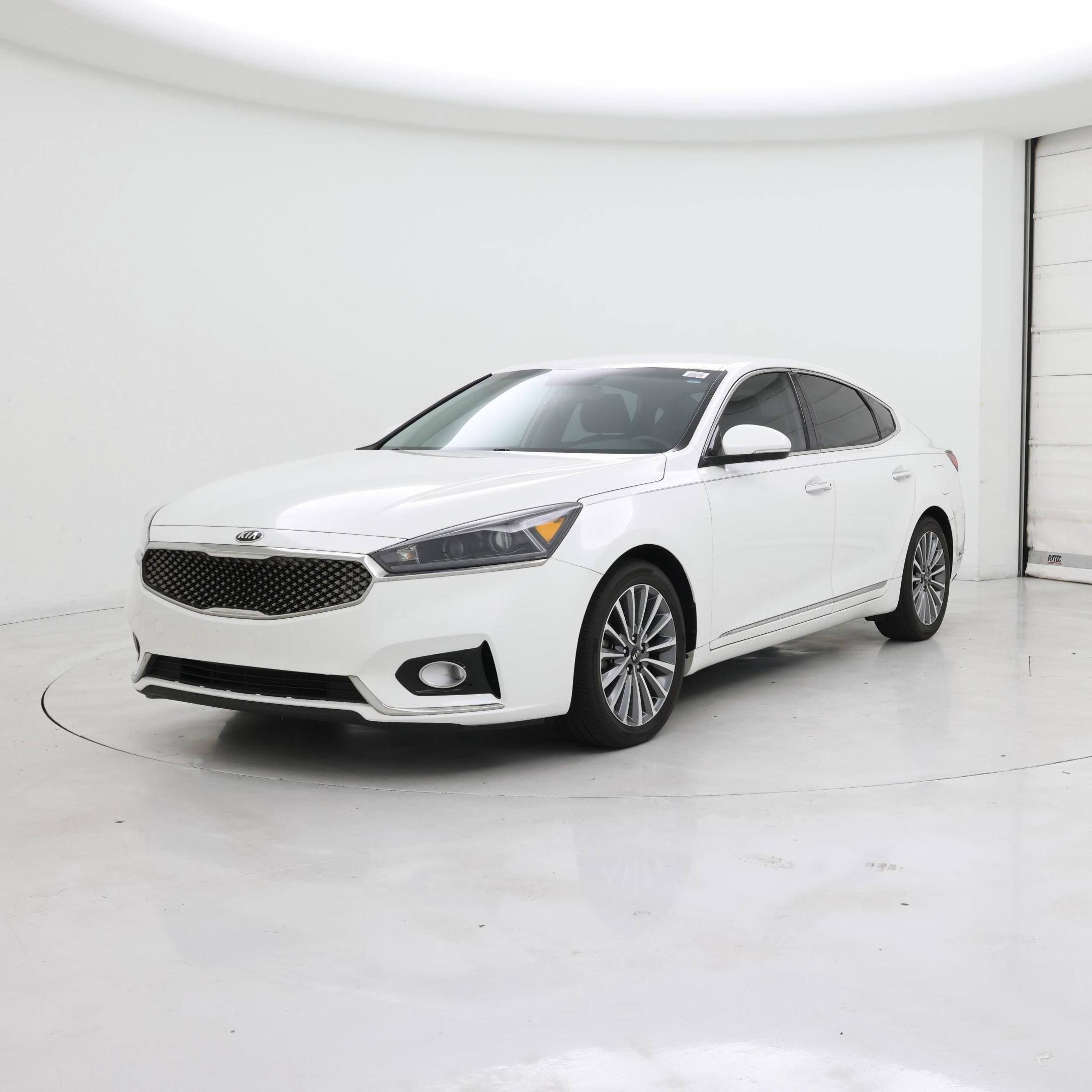 Thumbnail: 2019 Kia Cadenza - 4