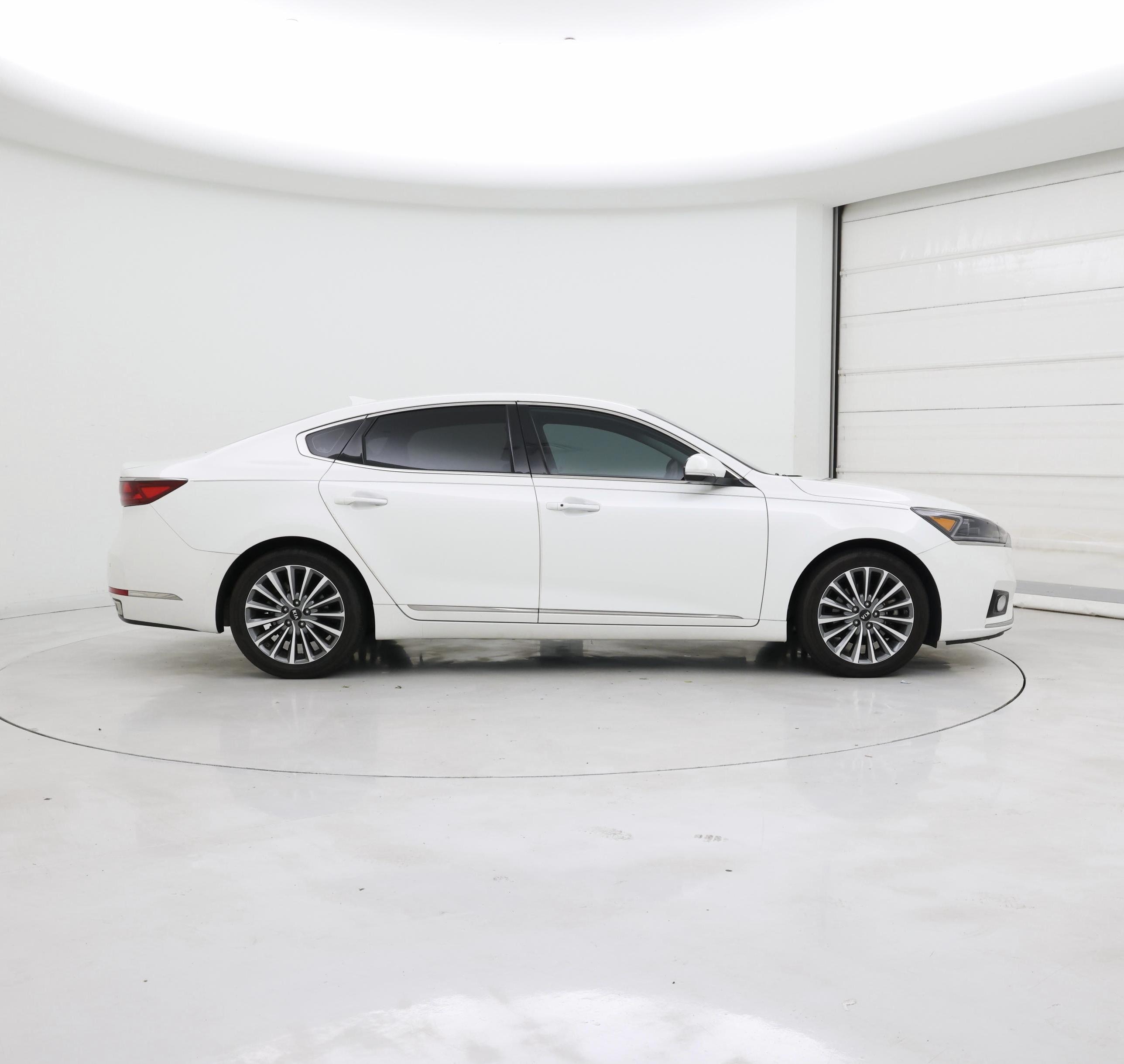 Thumbnail: 2019 Kia Cadenza - 7