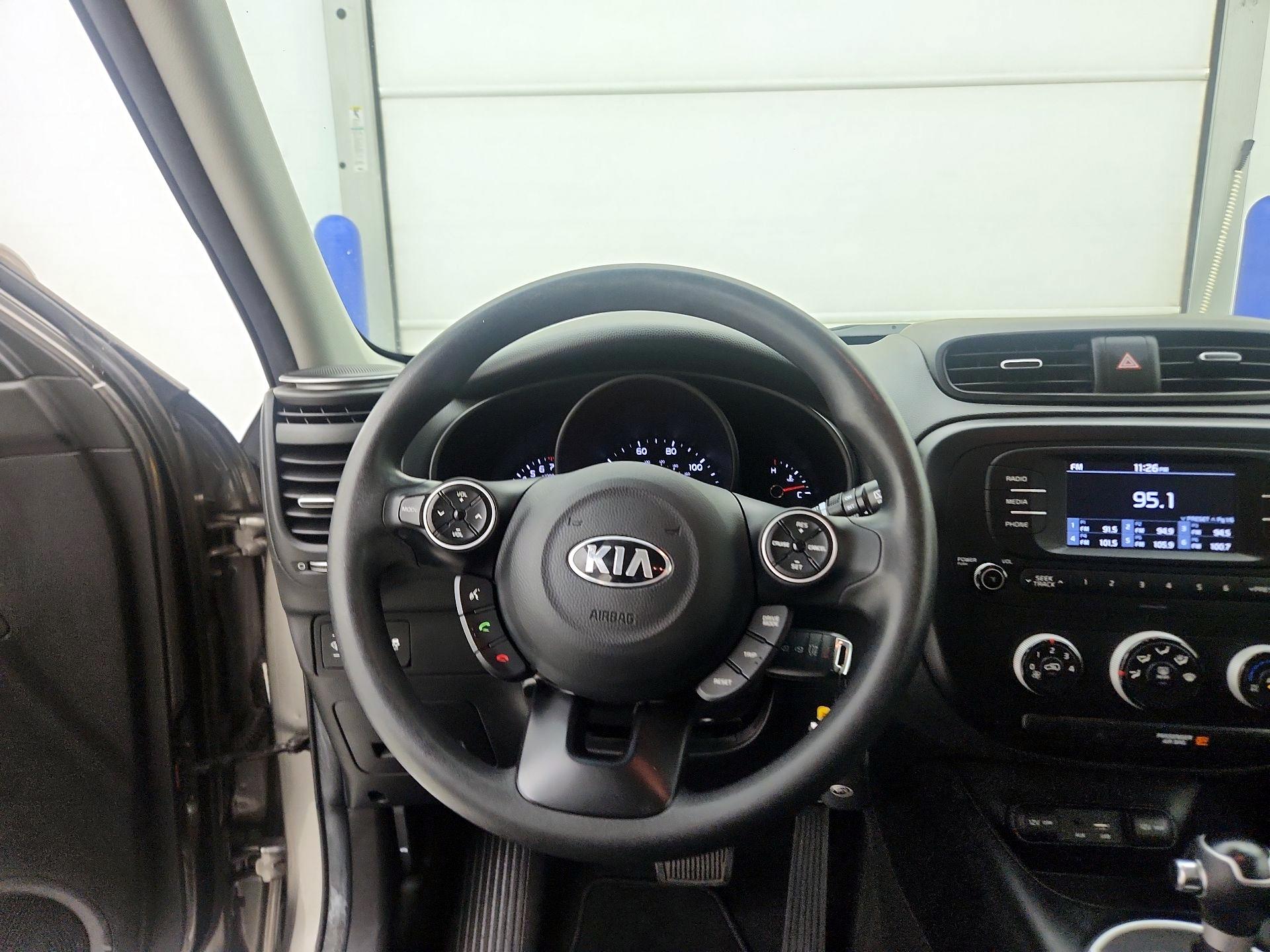 Thumbnail: 2018 Kia Soul - 10