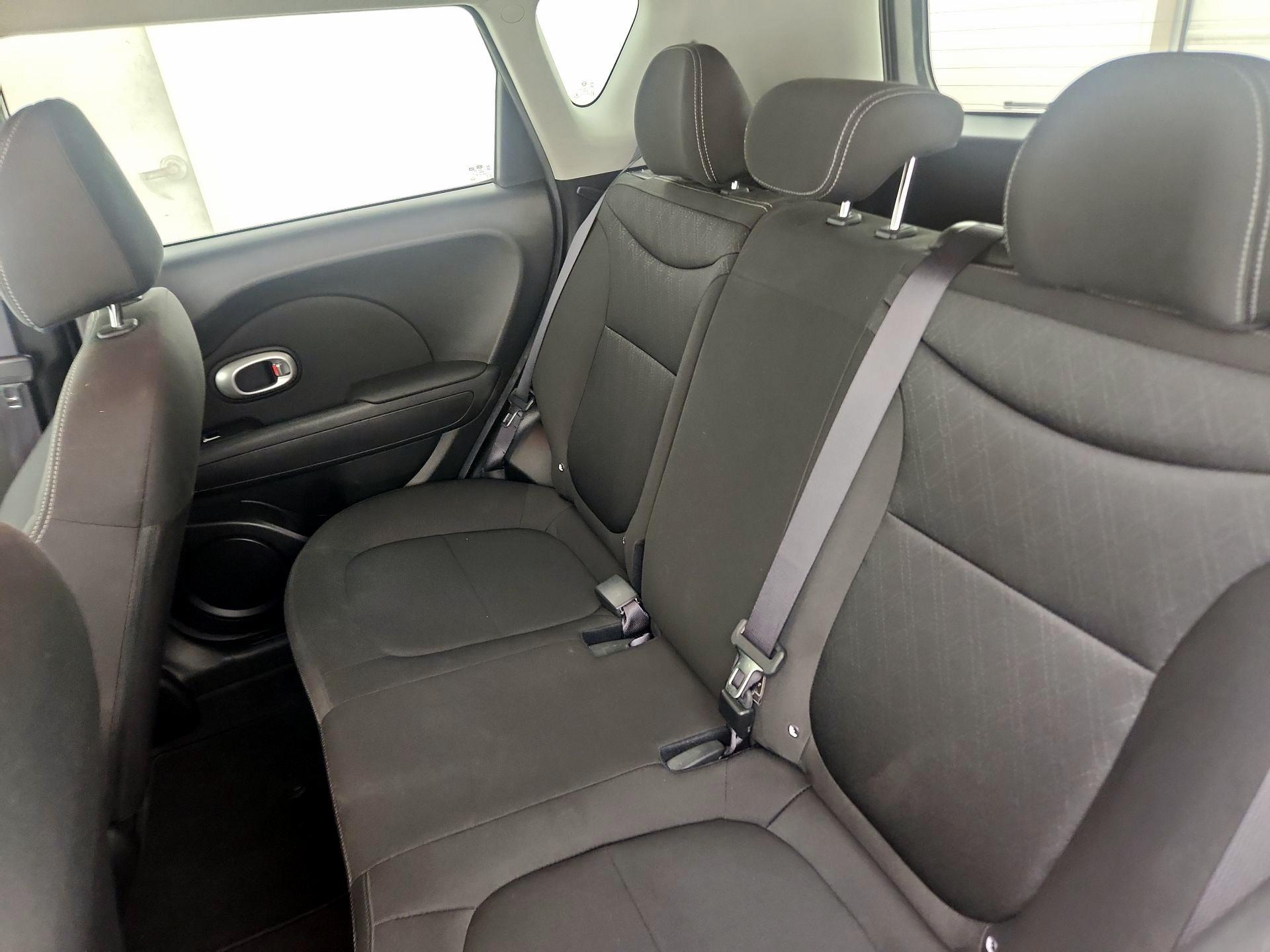 Thumbnail: 2018 Kia Soul - 18