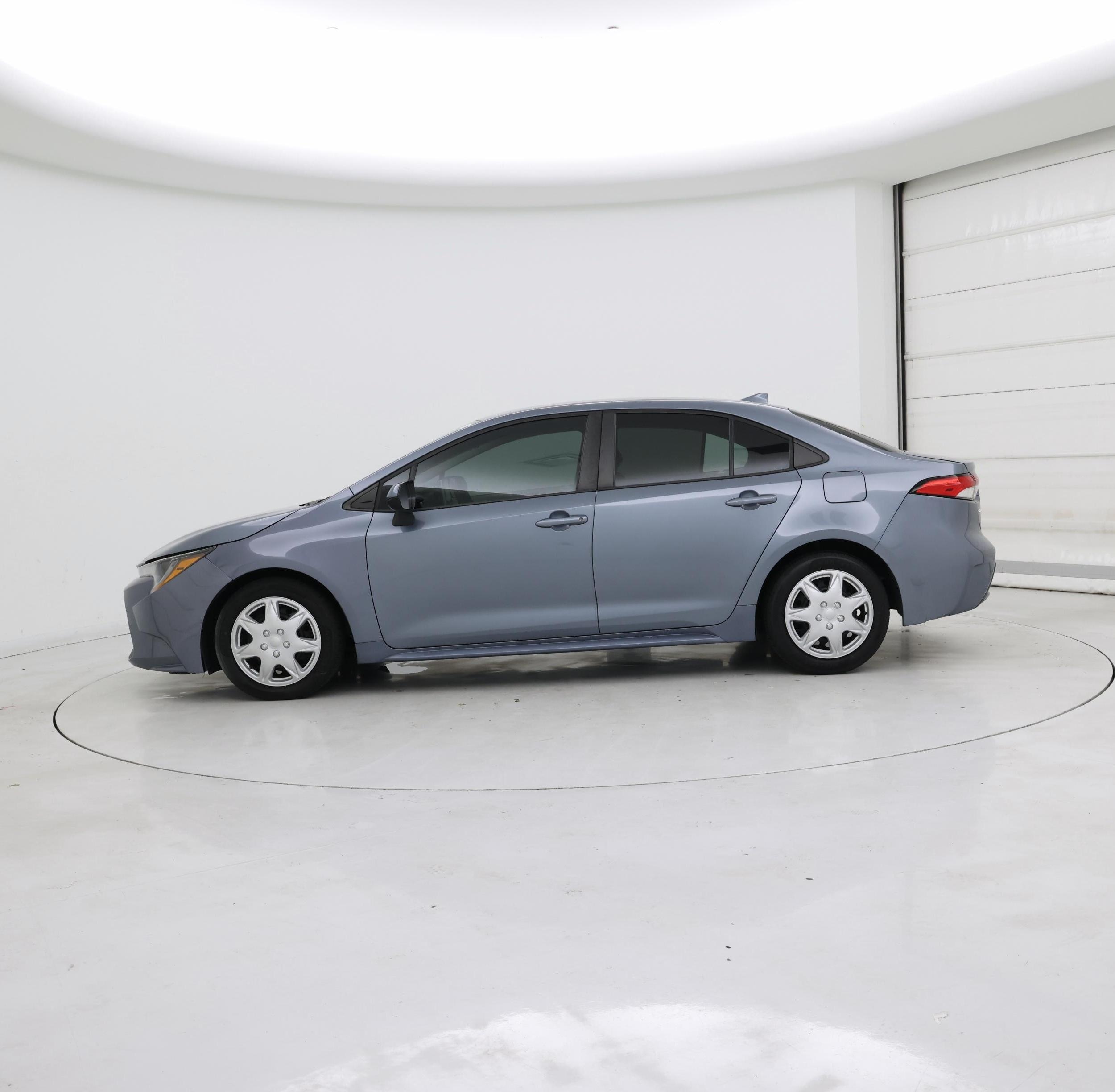 Thumbnail: 2021 Toyota Corolla - 3
