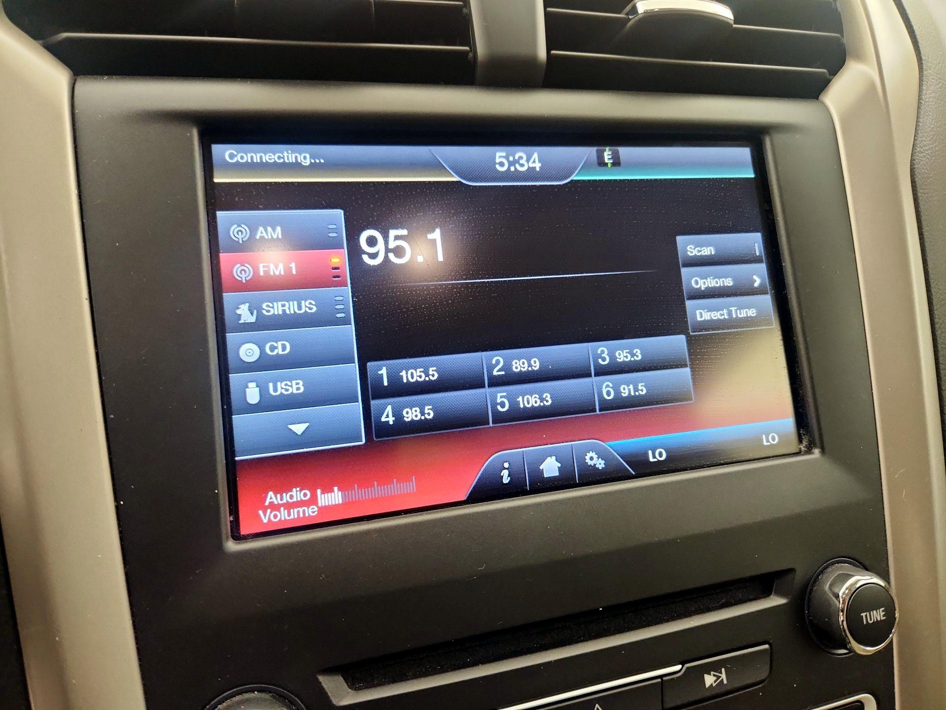 Thumbnail: 2016 Ford Fusion - 16