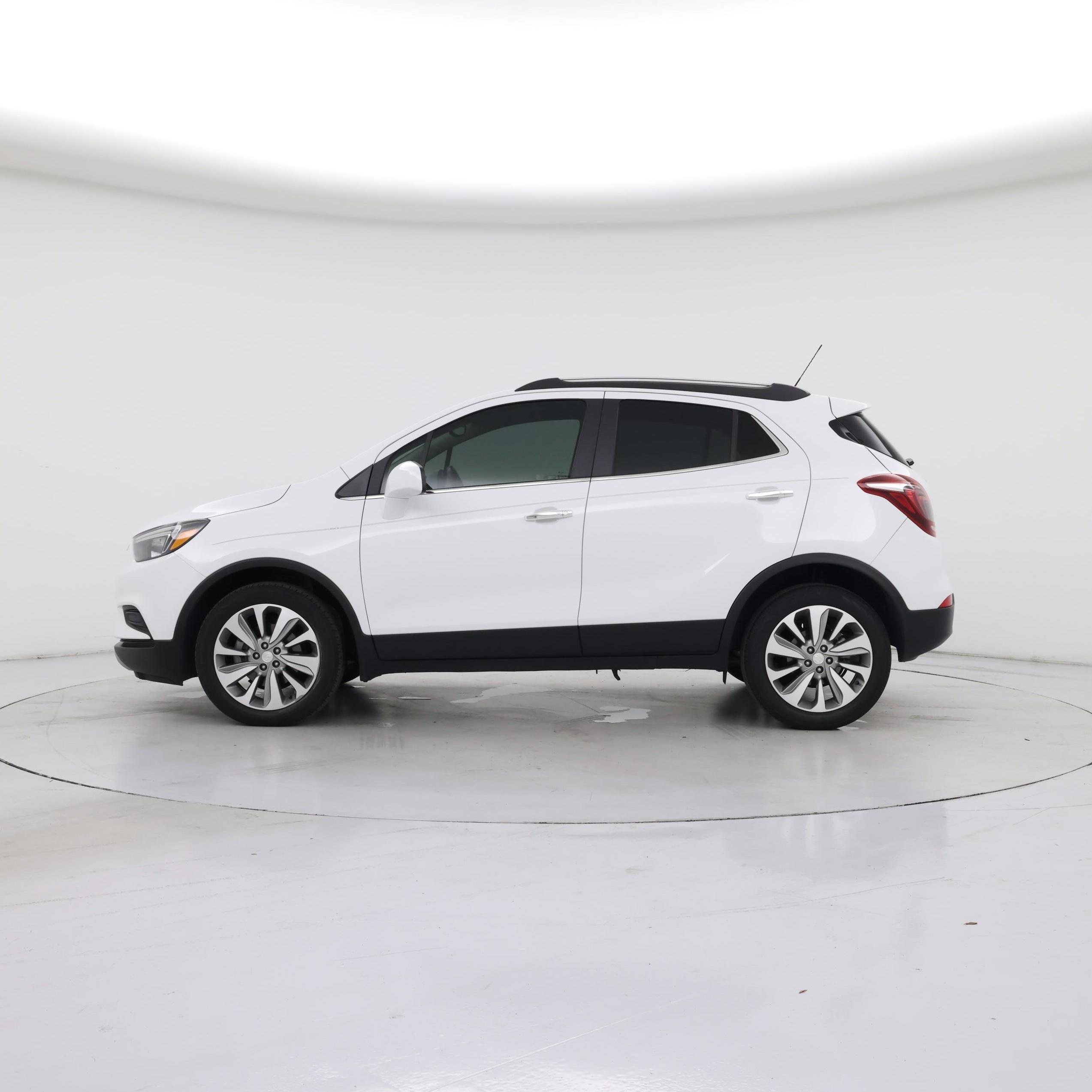 Thumbnail: 2020 Buick Encore - 3