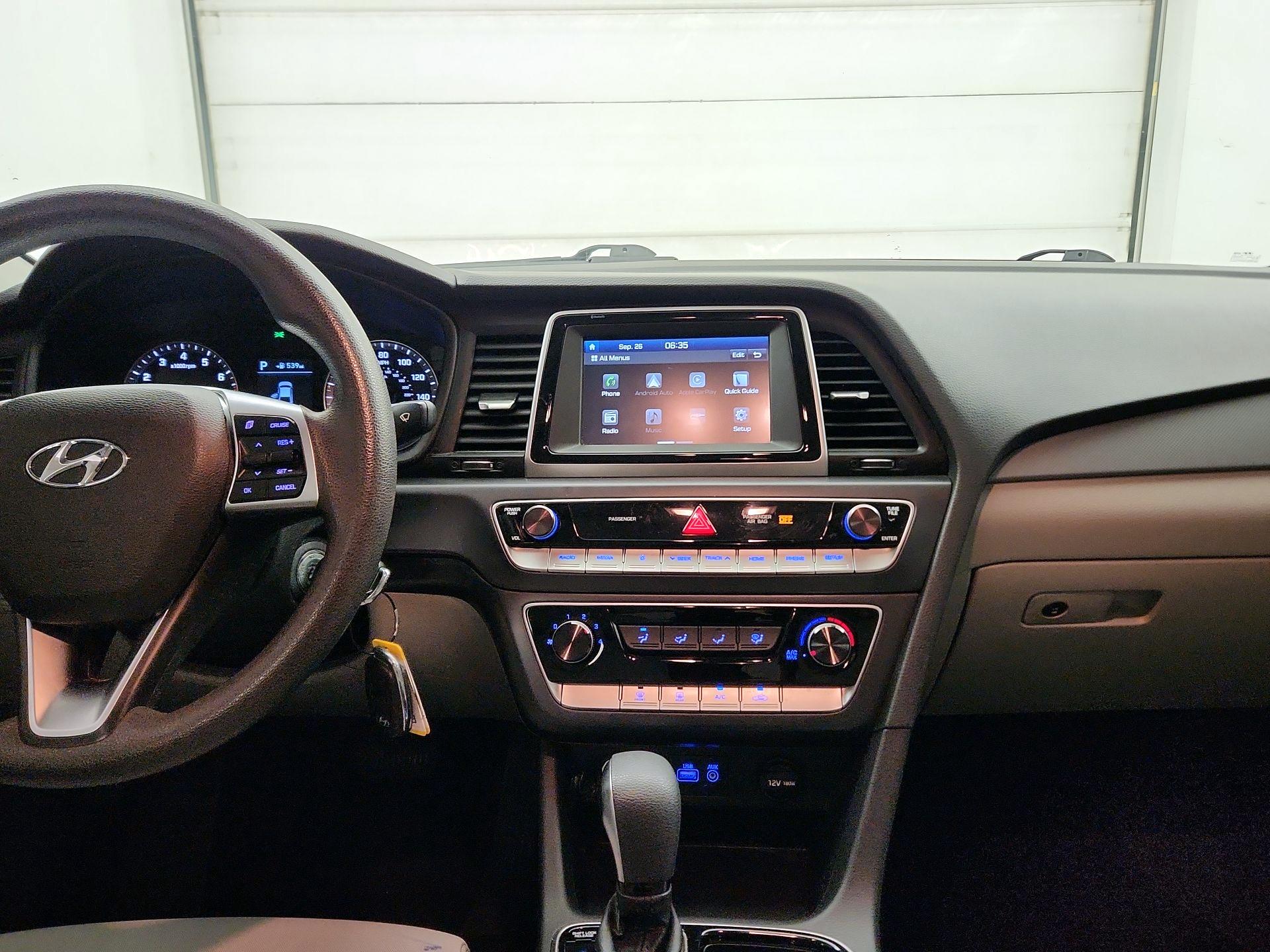 Thumbnail: 2019 Hyundai Sonata - 9