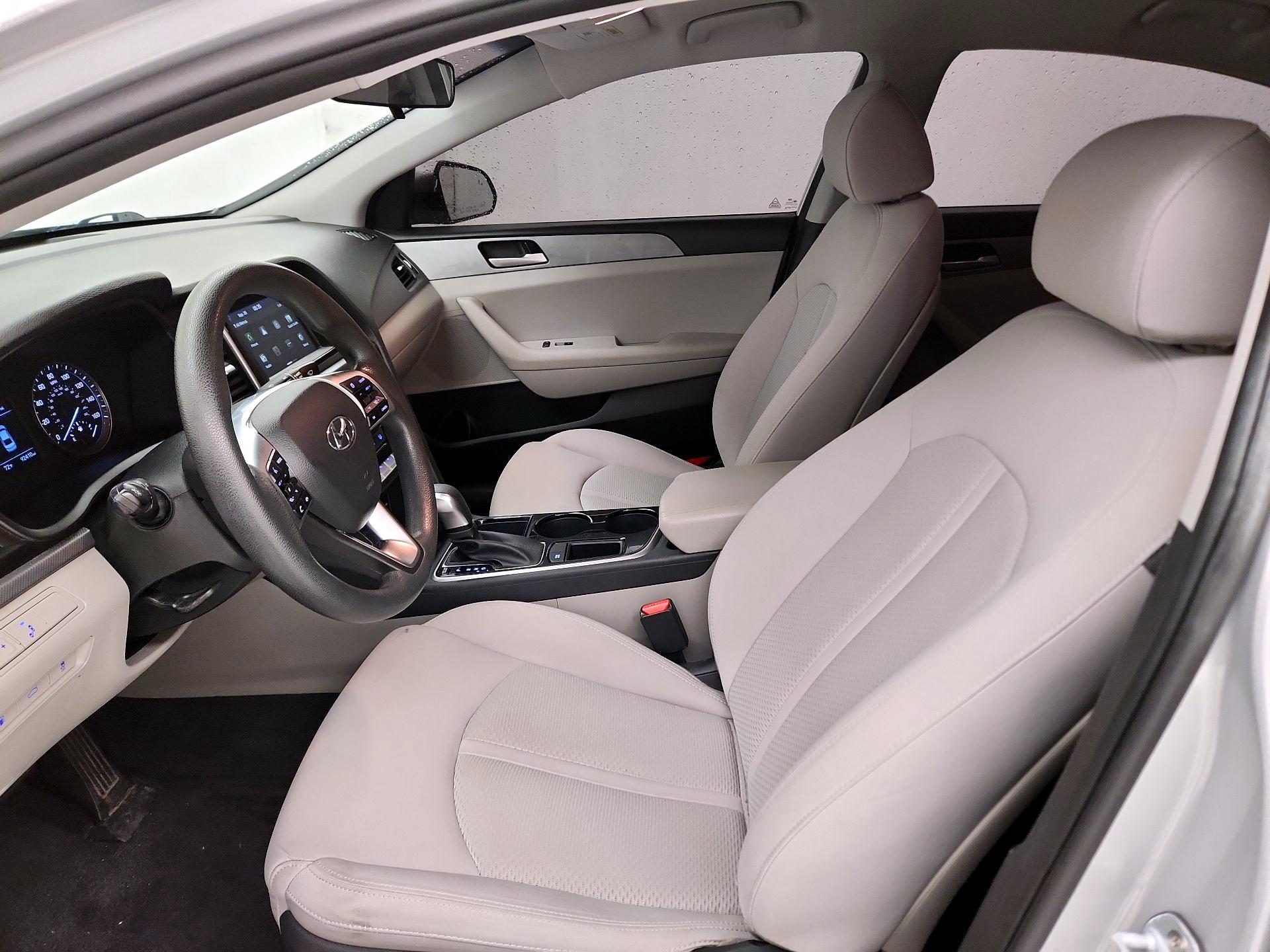 Thumbnail: 2019 Hyundai Sonata - 11