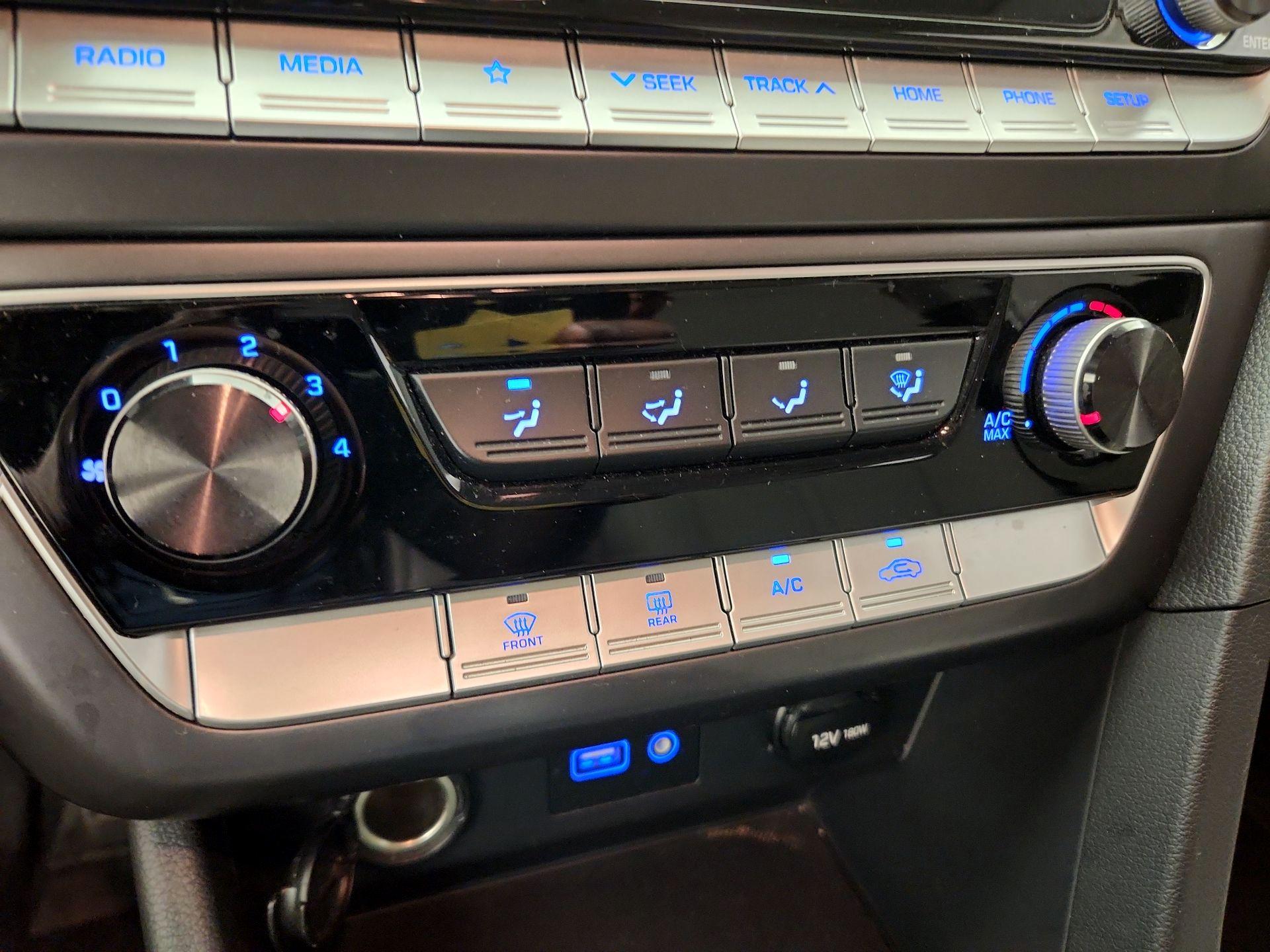 Thumbnail: 2019 Hyundai Sonata - 16
