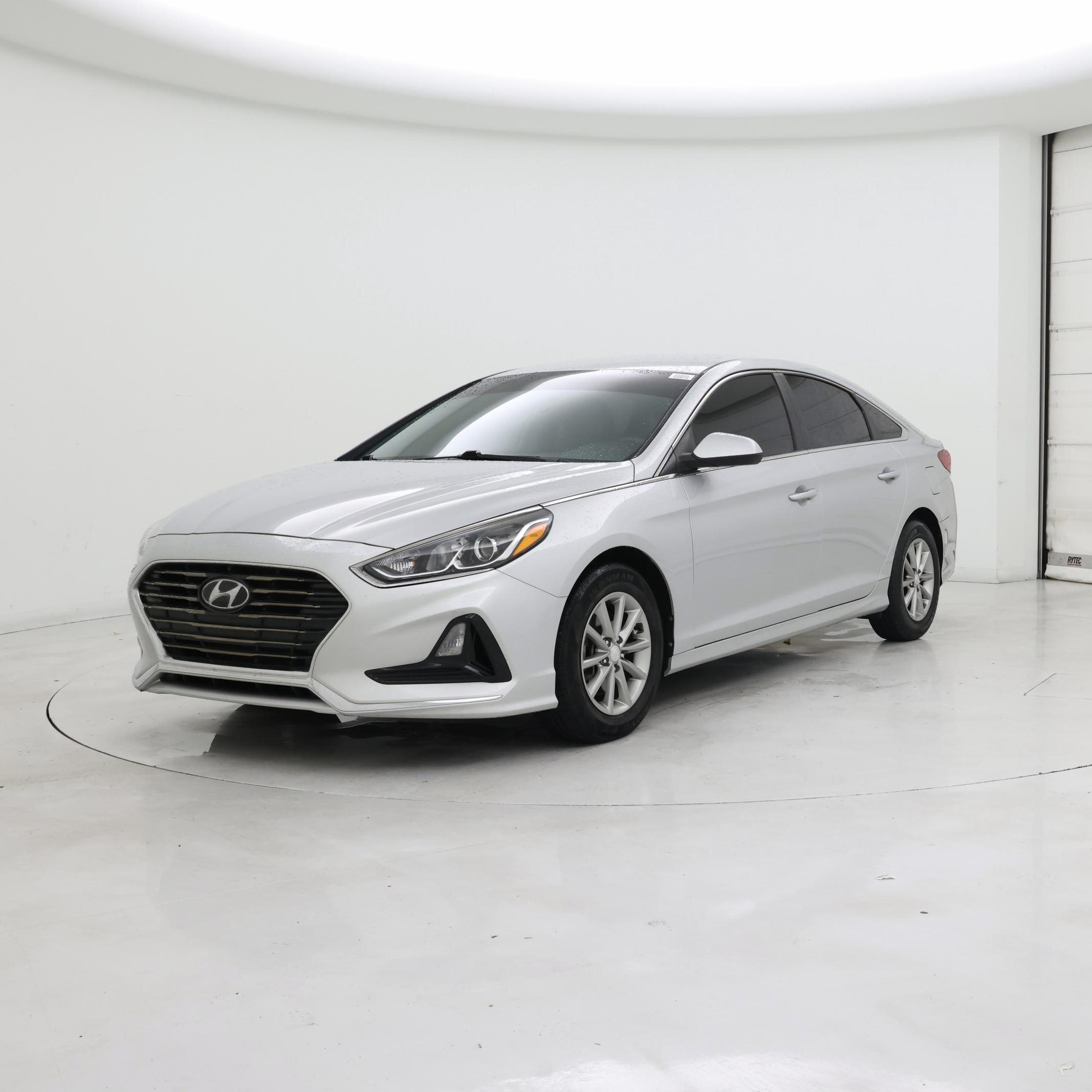 Thumbnail: 2019 Hyundai Sonata - 4