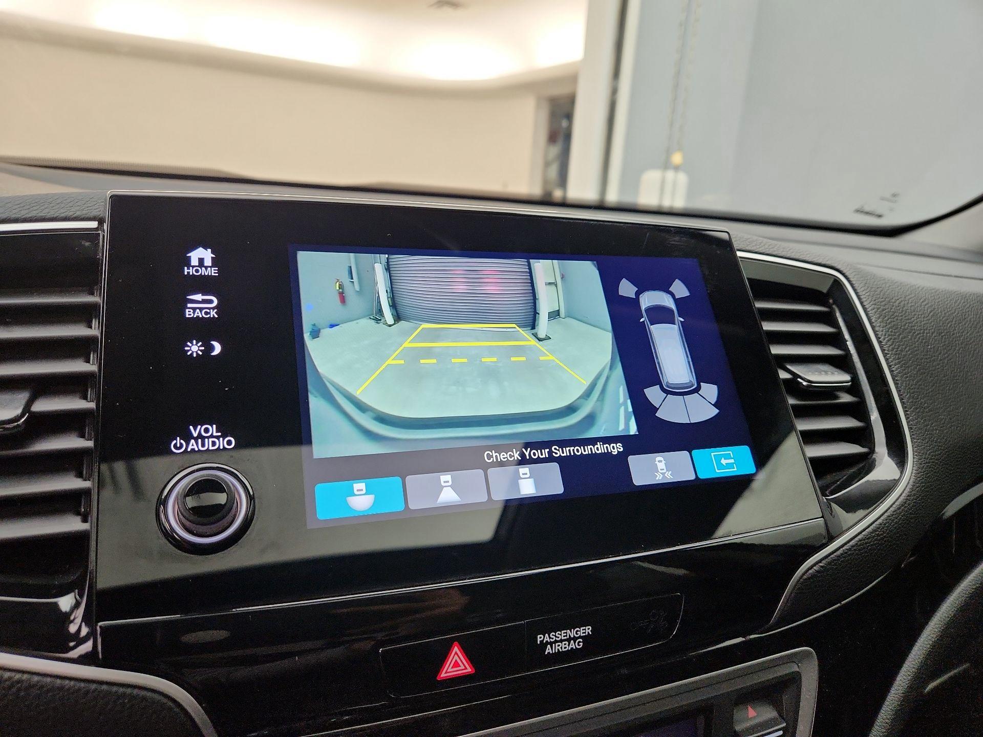 Thumbnail: 2020 Honda Pilot - 15