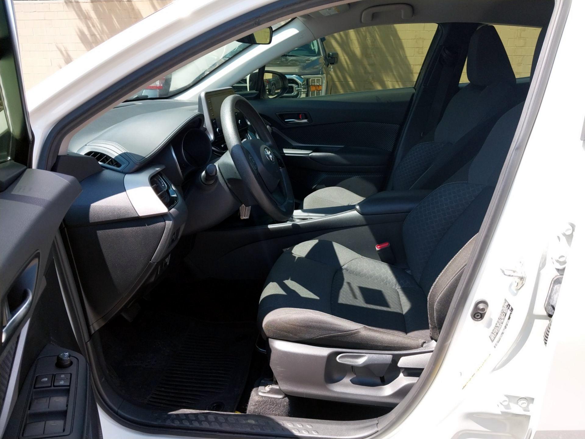Thumbnail: 2020 Toyota C-HR - 9