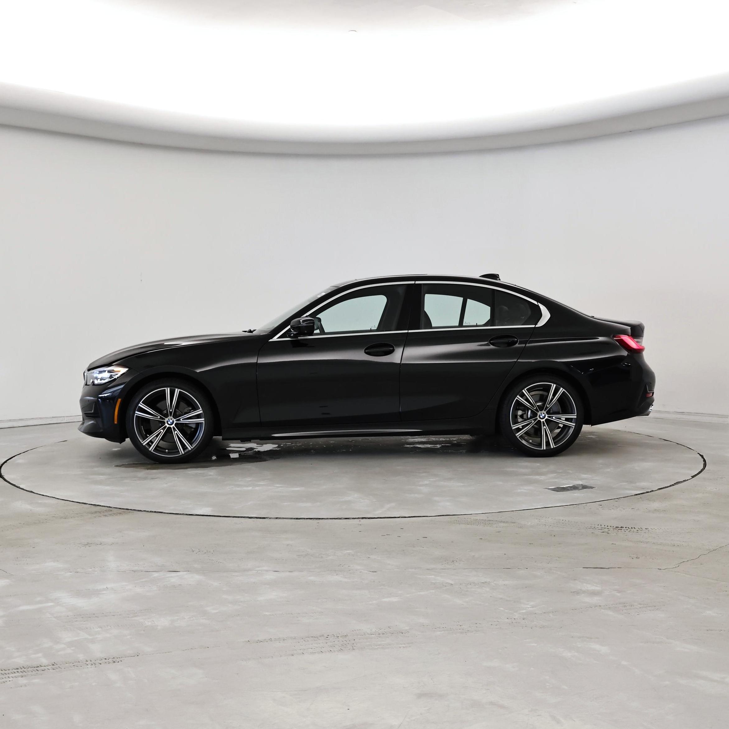 Thumbnail: 2019 BMW 3 Series - 3
