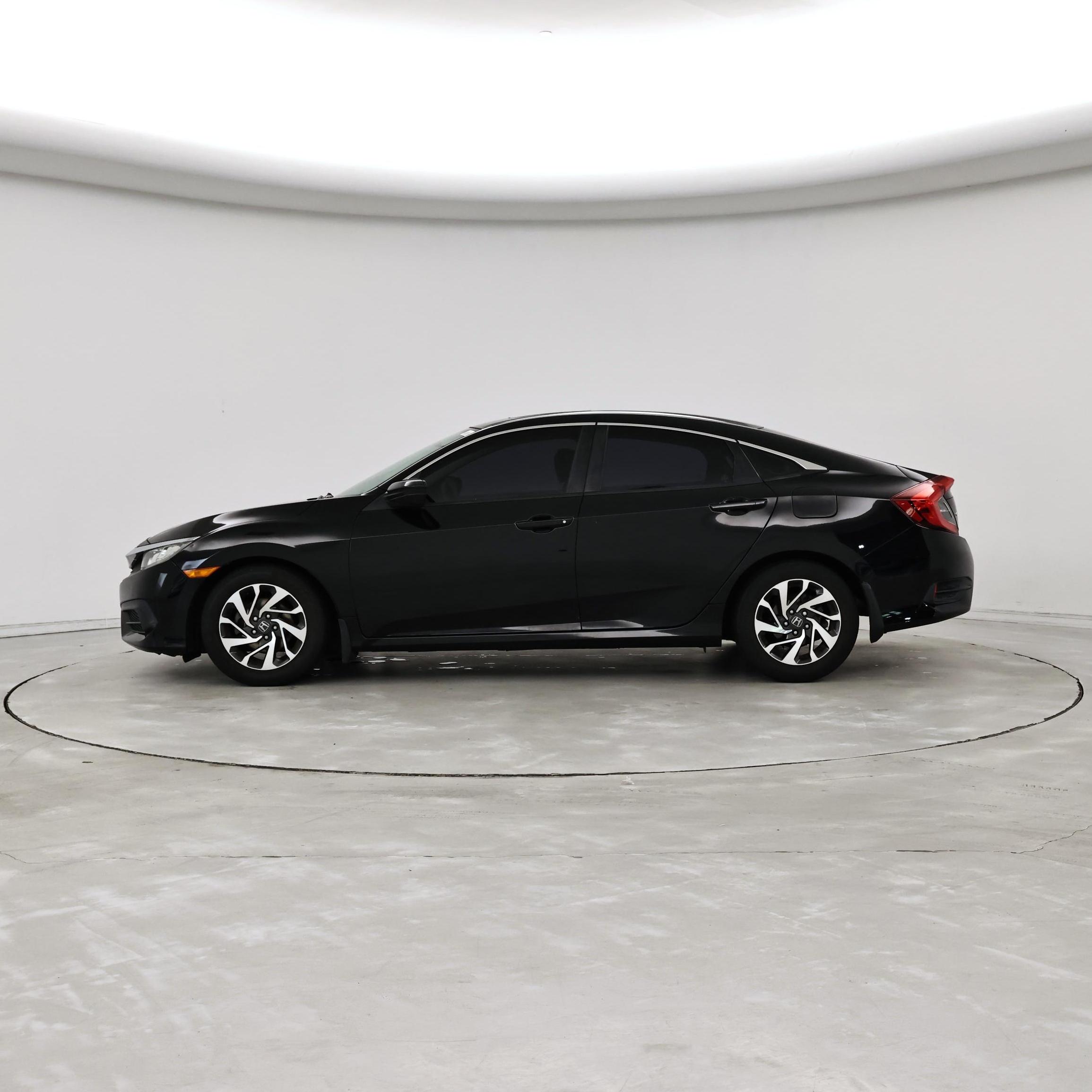 Thumbnail: 2016 Honda Civic - 3