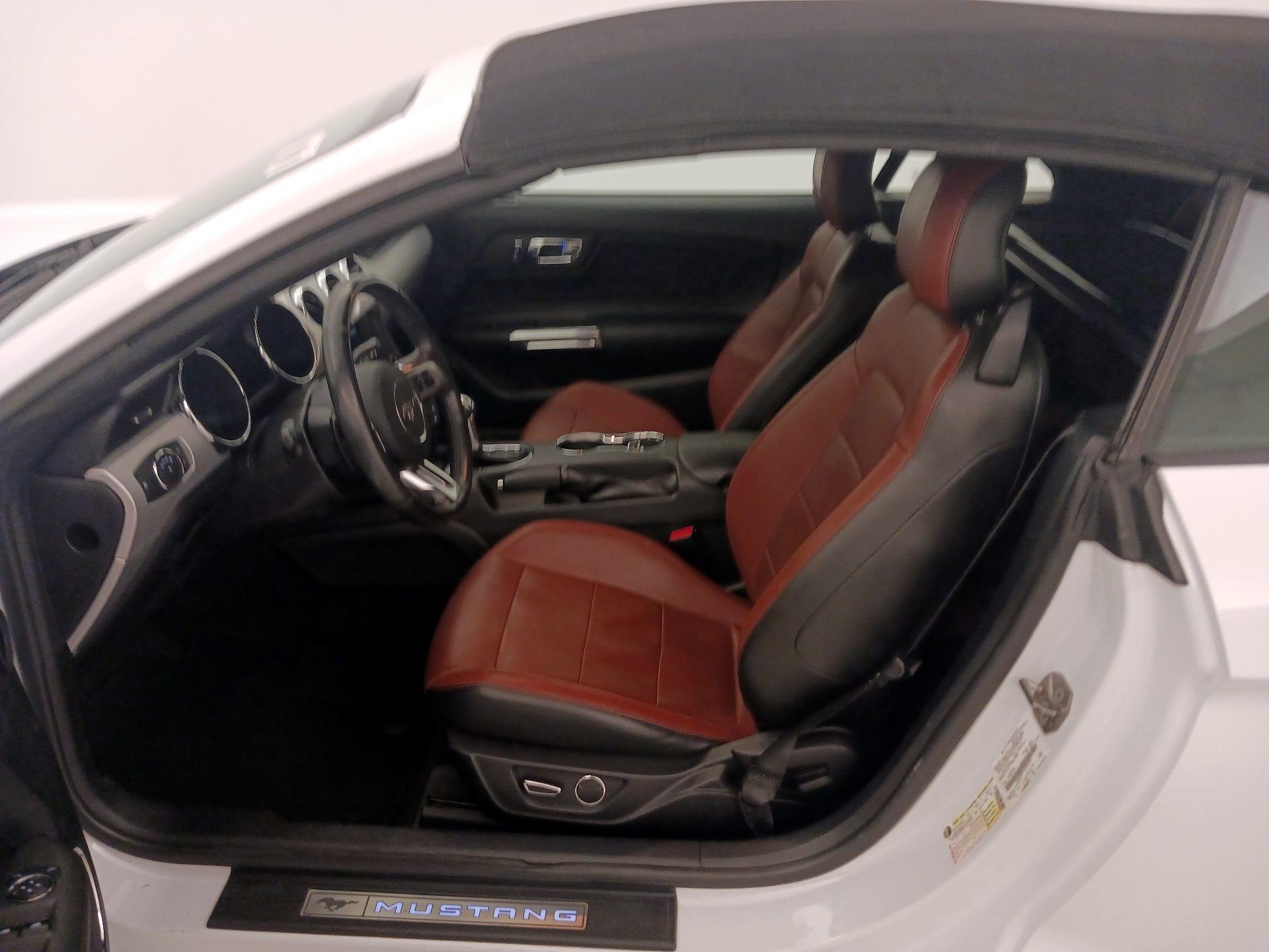 Thumbnail: 2017 Ford Mustang - 11