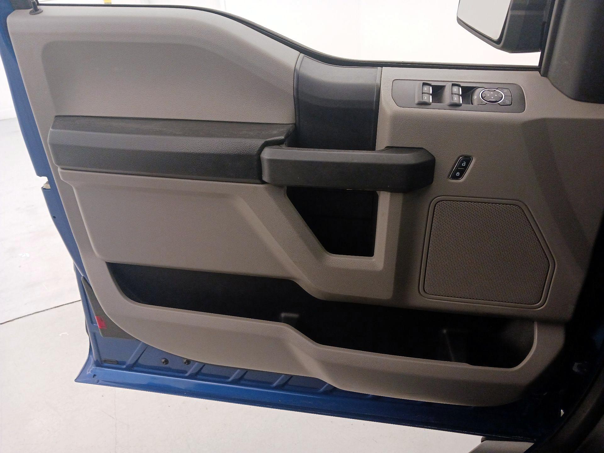 Thumbnail: 2017 Ford F-150 - 12