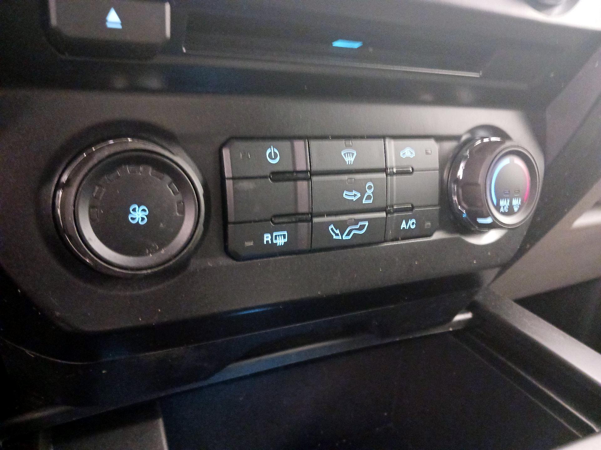 Thumbnail: 2017 Ford F-150 - 16
