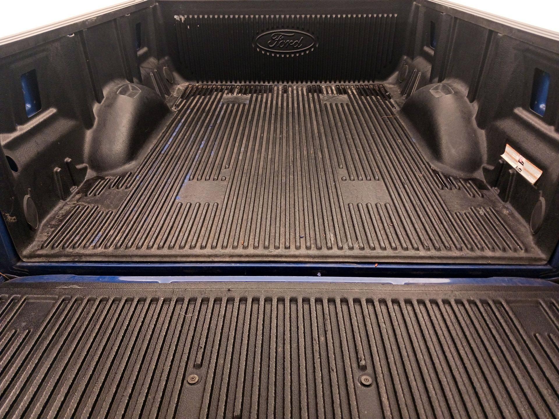 Thumbnail: 2017 Ford F-150 - 20
