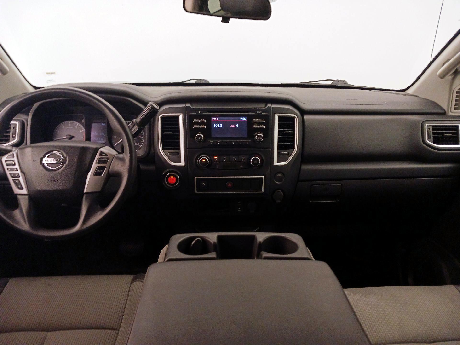 Thumbnail: 2018 Nissan Titan - 9