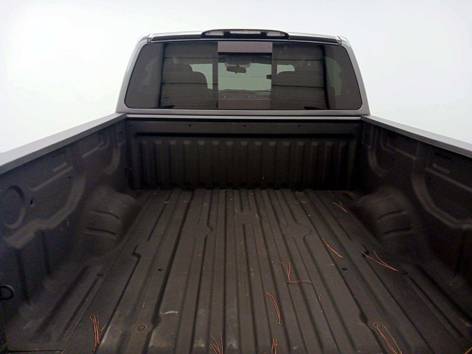 Thumbnail: 2018 Nissan Titan - 20