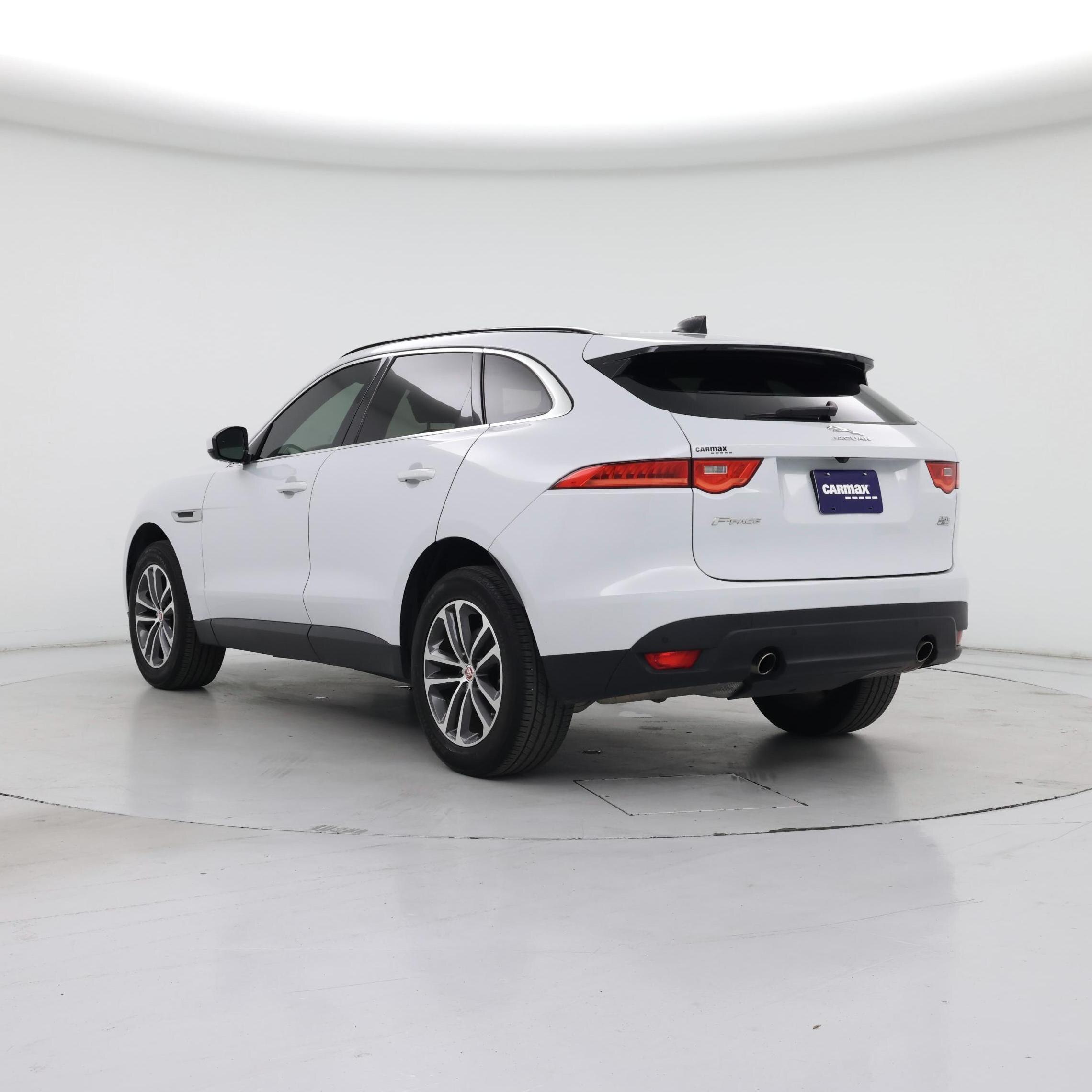 Thumbnail: 2020 Jaguar F-Pace - 2