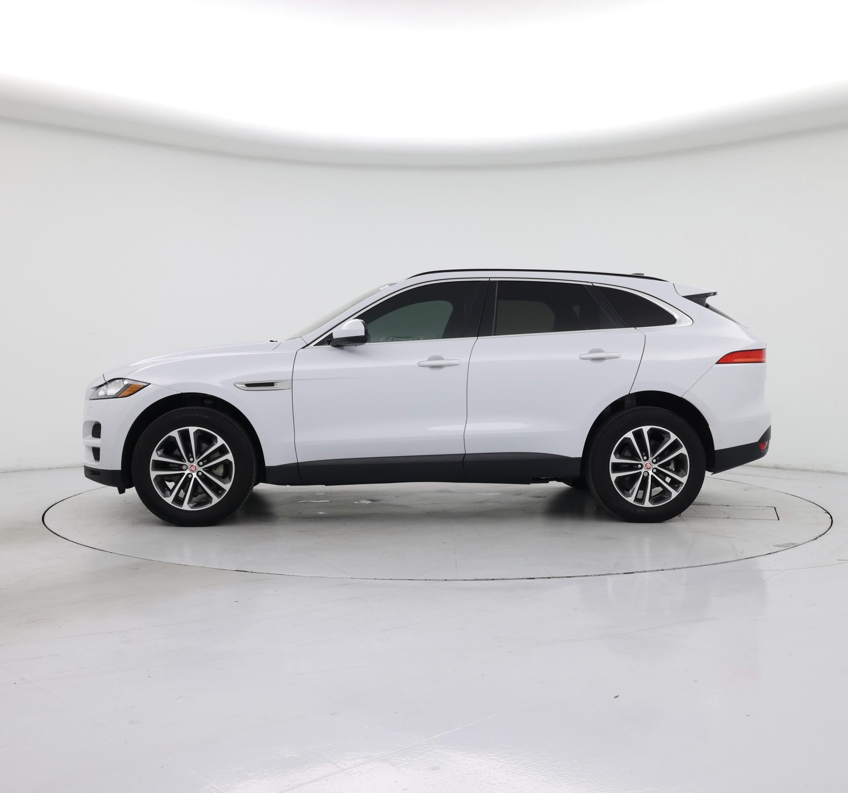 Thumbnail: 2020 Jaguar F-Pace - 3