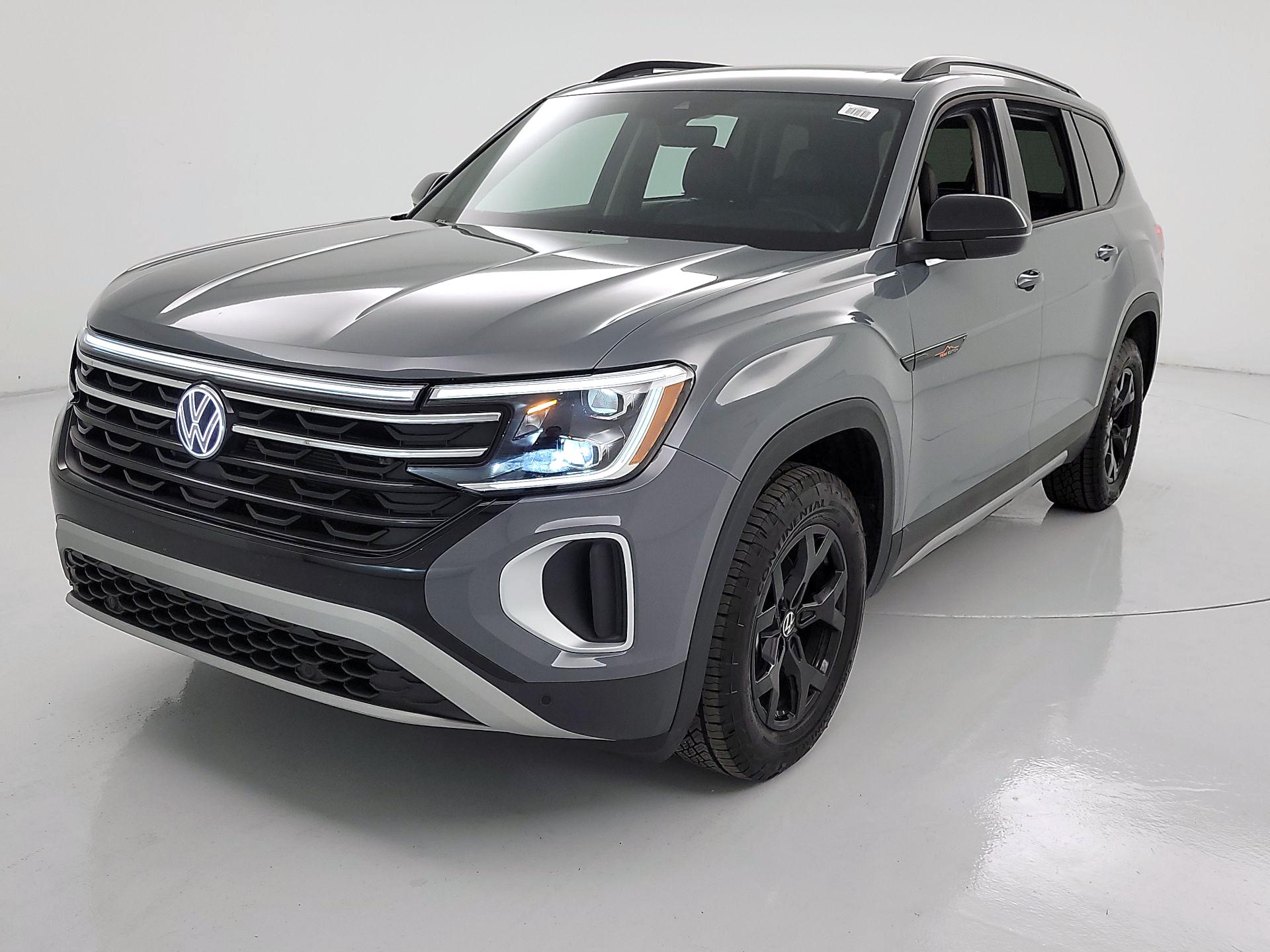 Thumbnail: 2024 Volkswagen Atlas - 3