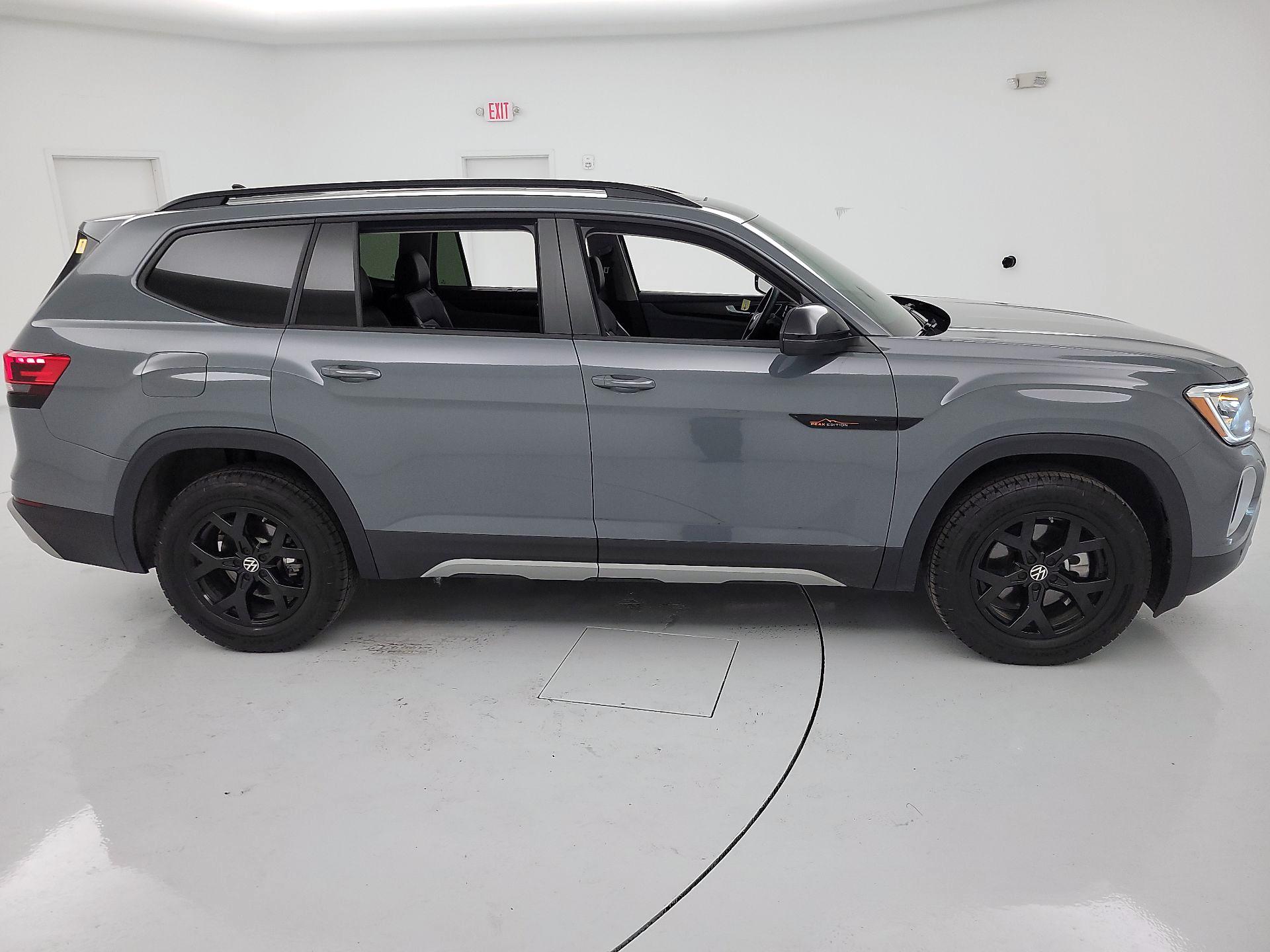 Thumbnail: 2024 Volkswagen Atlas - 4