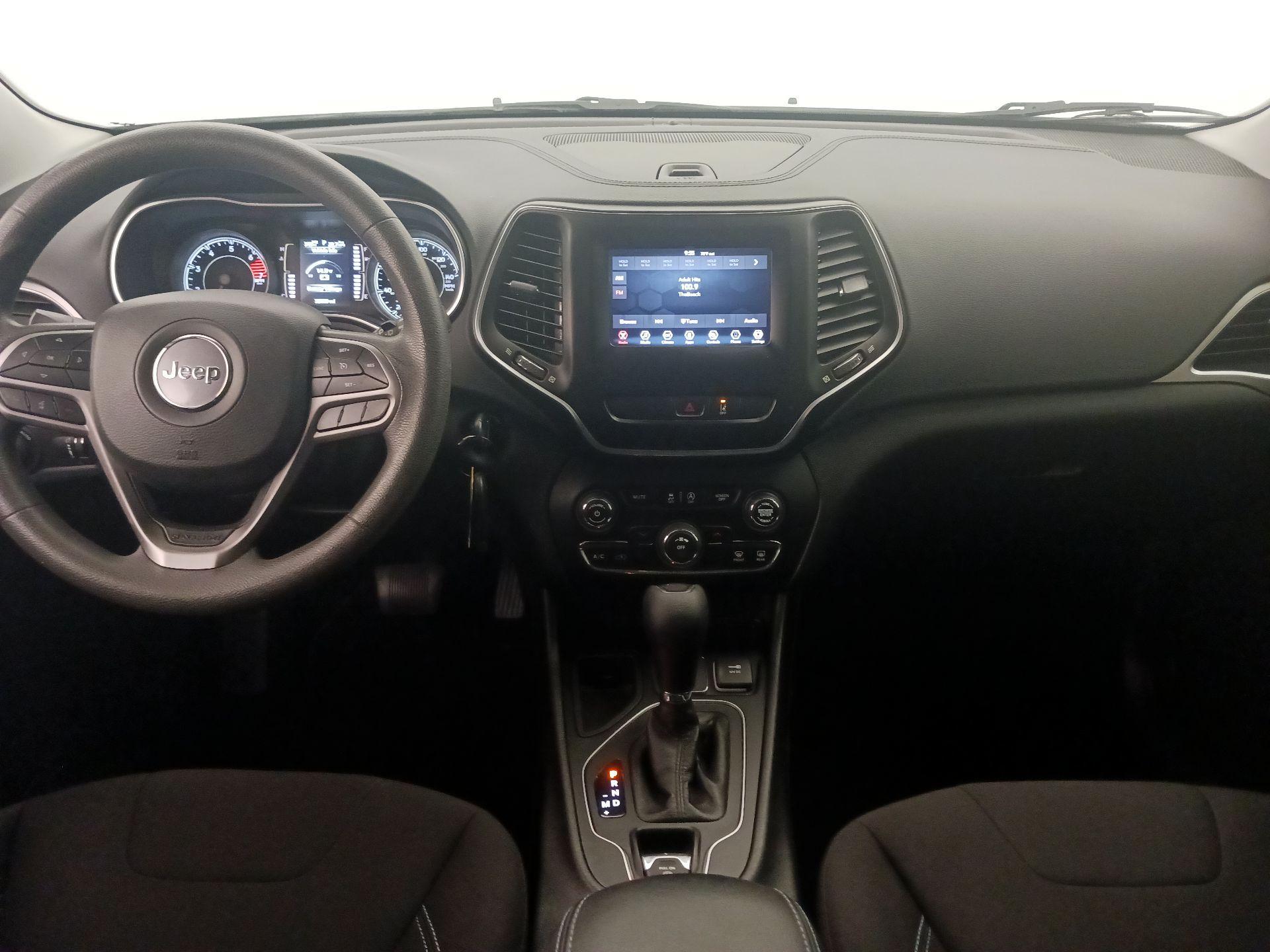 Thumbnail: 2021 Jeep Cherokee - 9