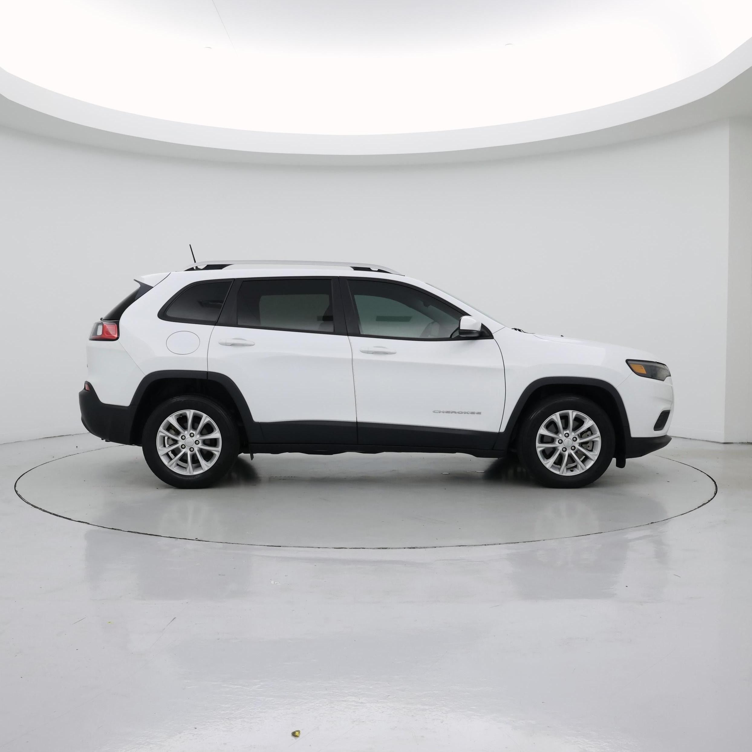 Thumbnail: 2021 Jeep Cherokee - 7