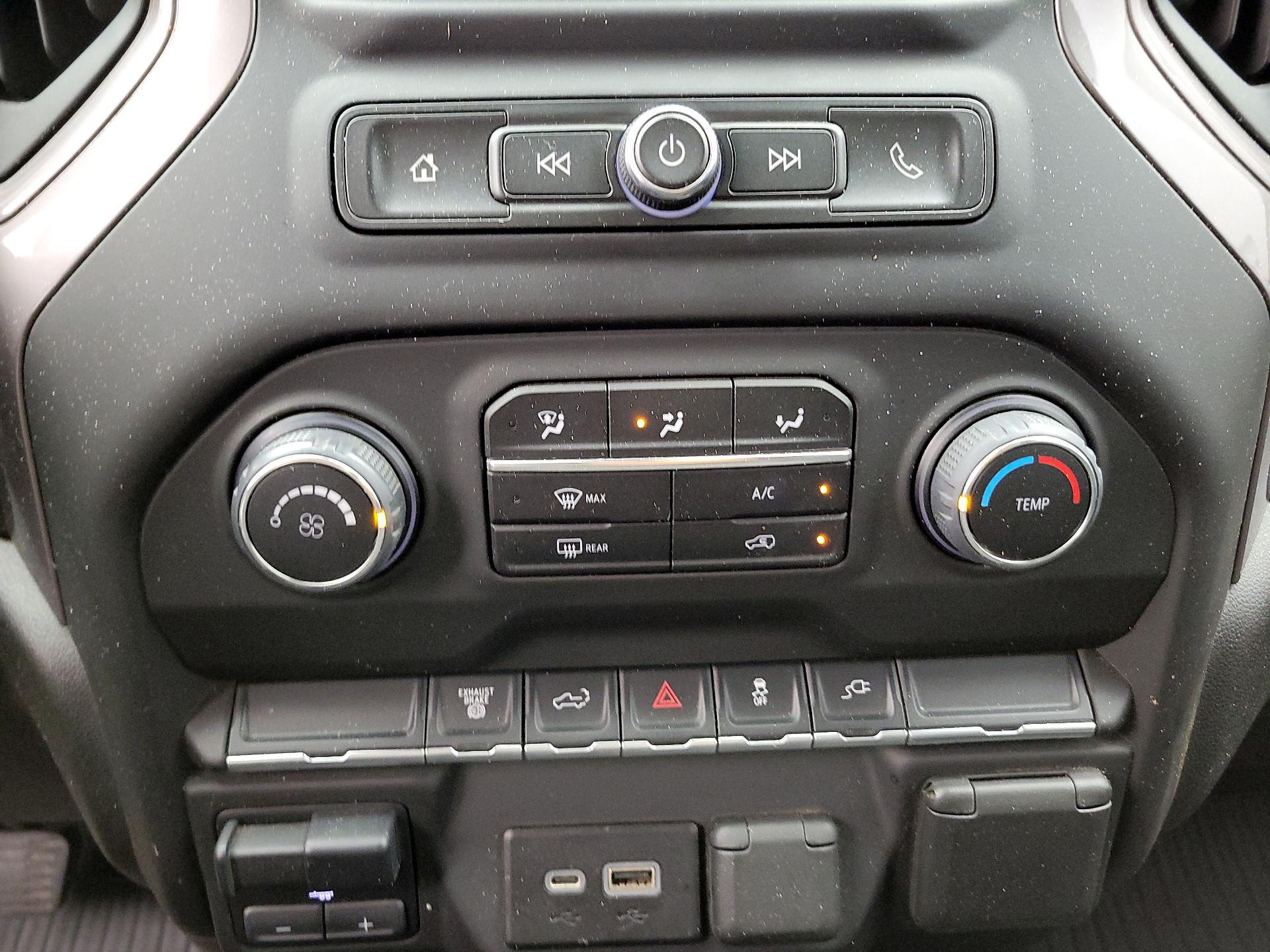 Thumbnail: 2022 Chevrolet Silverado 2500 - 16