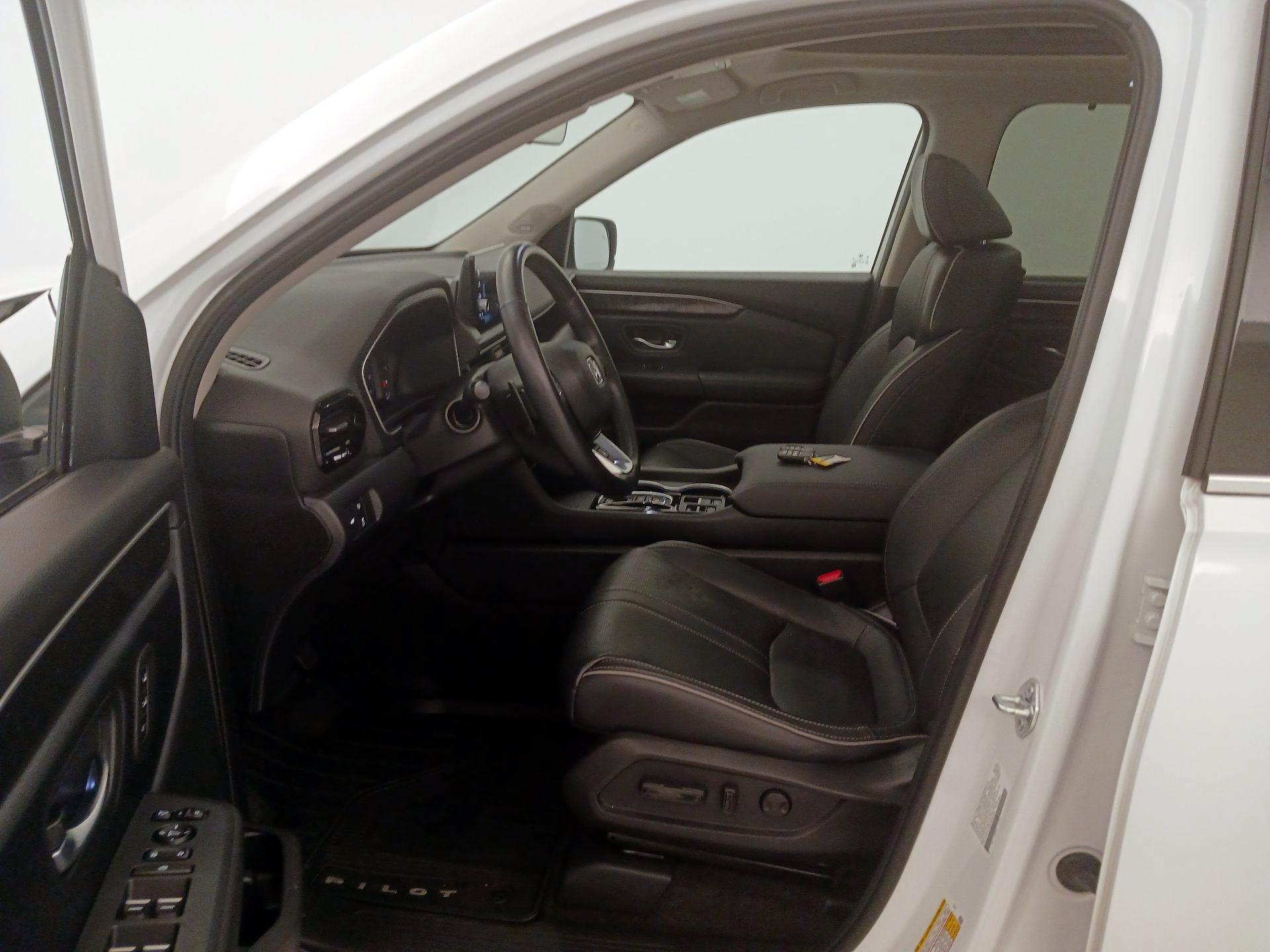 Thumbnail: 2023 Honda Pilot - 11