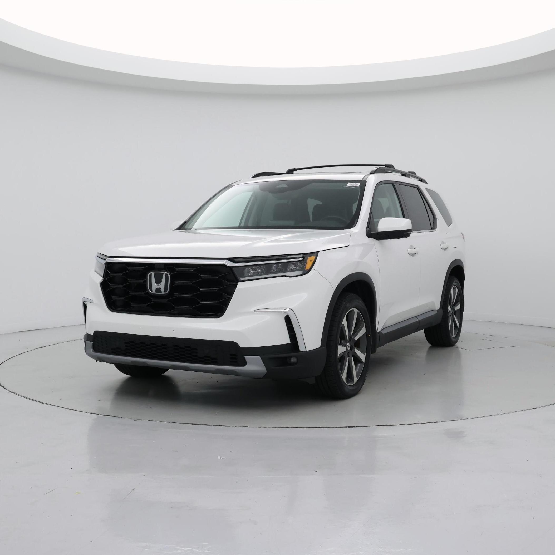 Thumbnail: 2023 Honda Pilot - 4