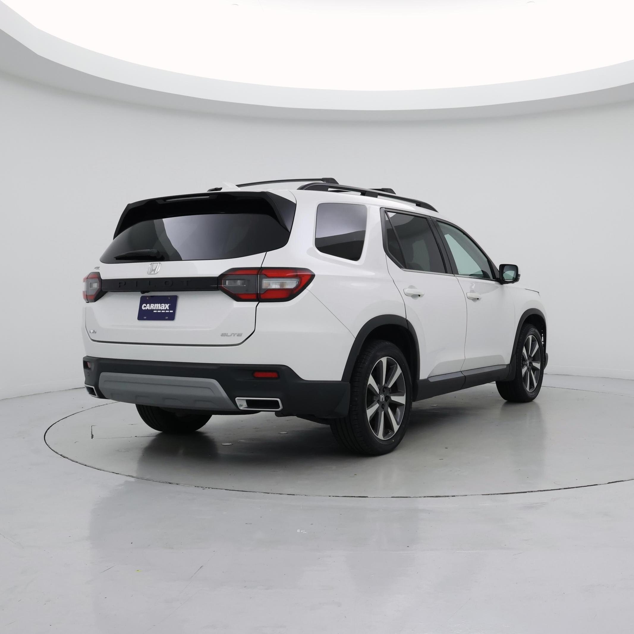 Thumbnail: 2023 Honda Pilot - 8