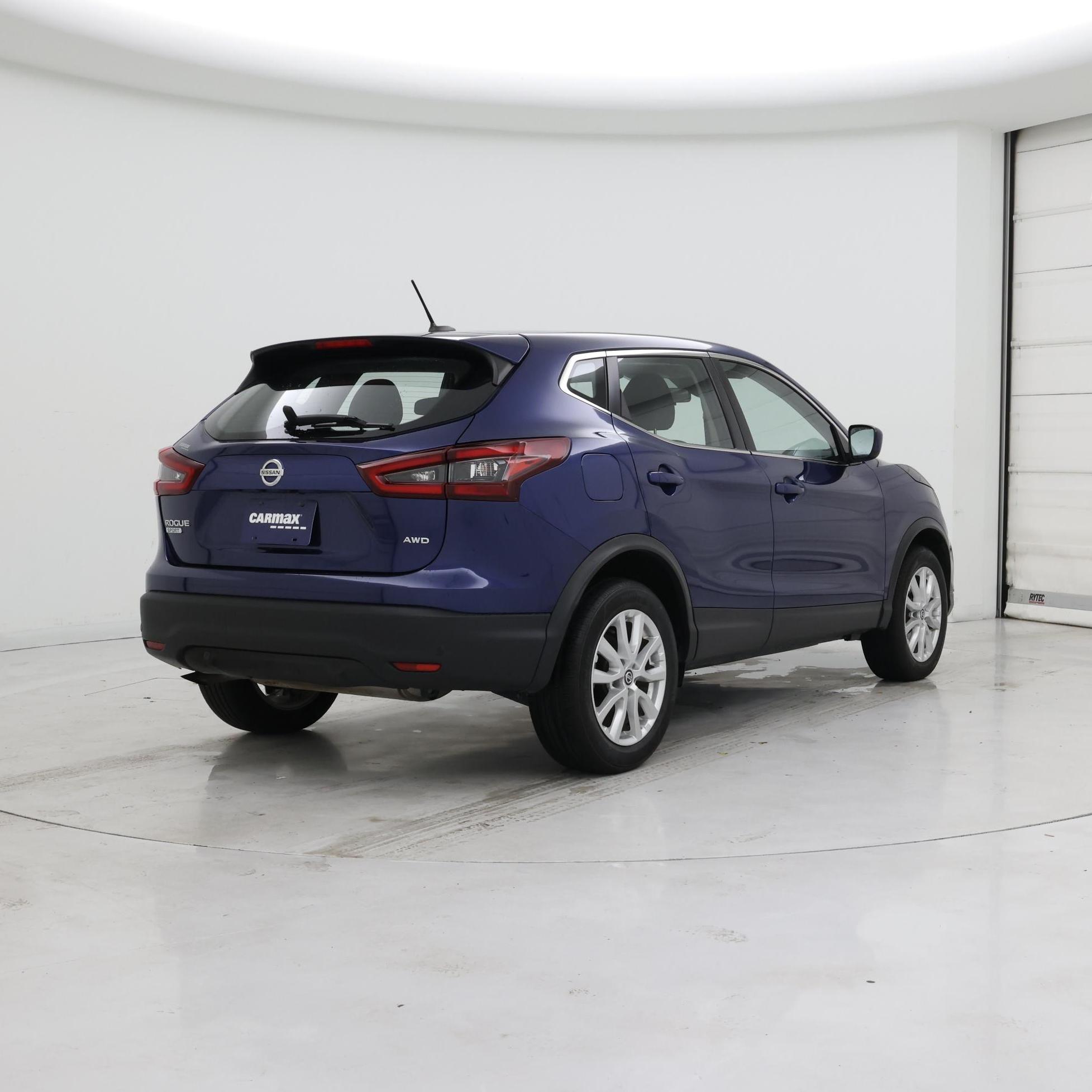 Thumbnail: 2021 Nissan Rogue Sport - 8