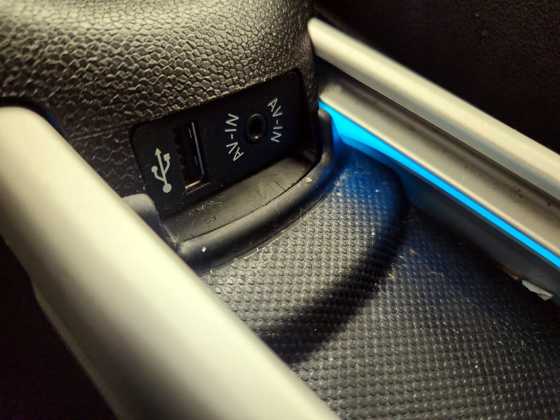 Thumbnail: 2016 MINI Cooper Countryman - 17
