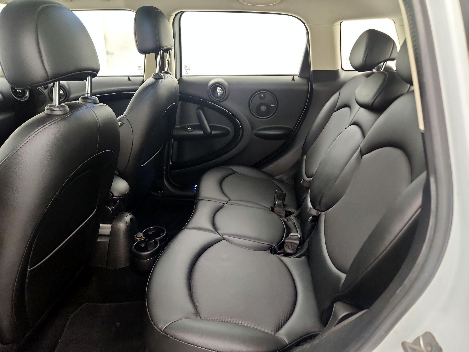 Thumbnail: 2016 MINI Cooper Countryman - 19