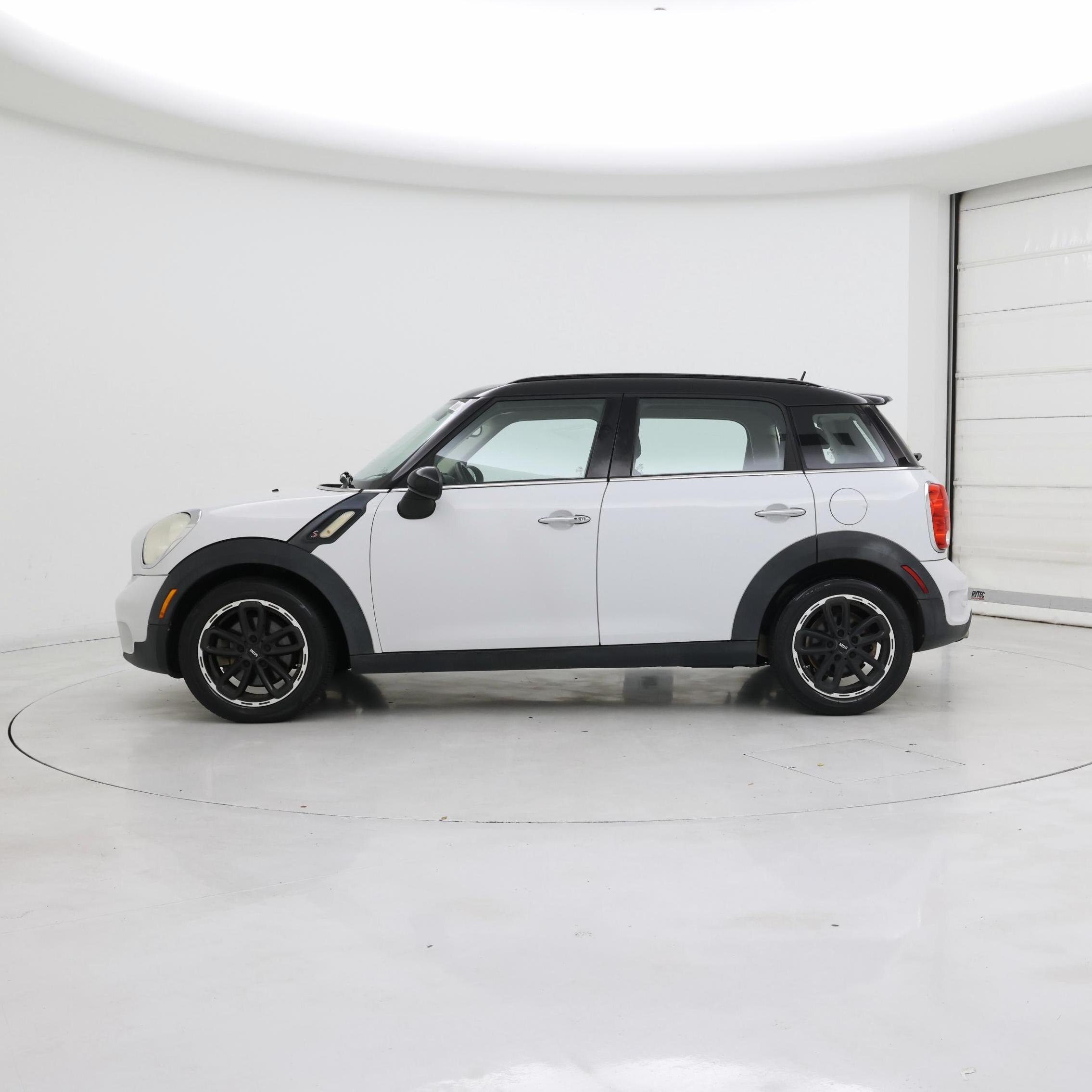 Thumbnail: 2016 MINI Cooper Countryman - 3