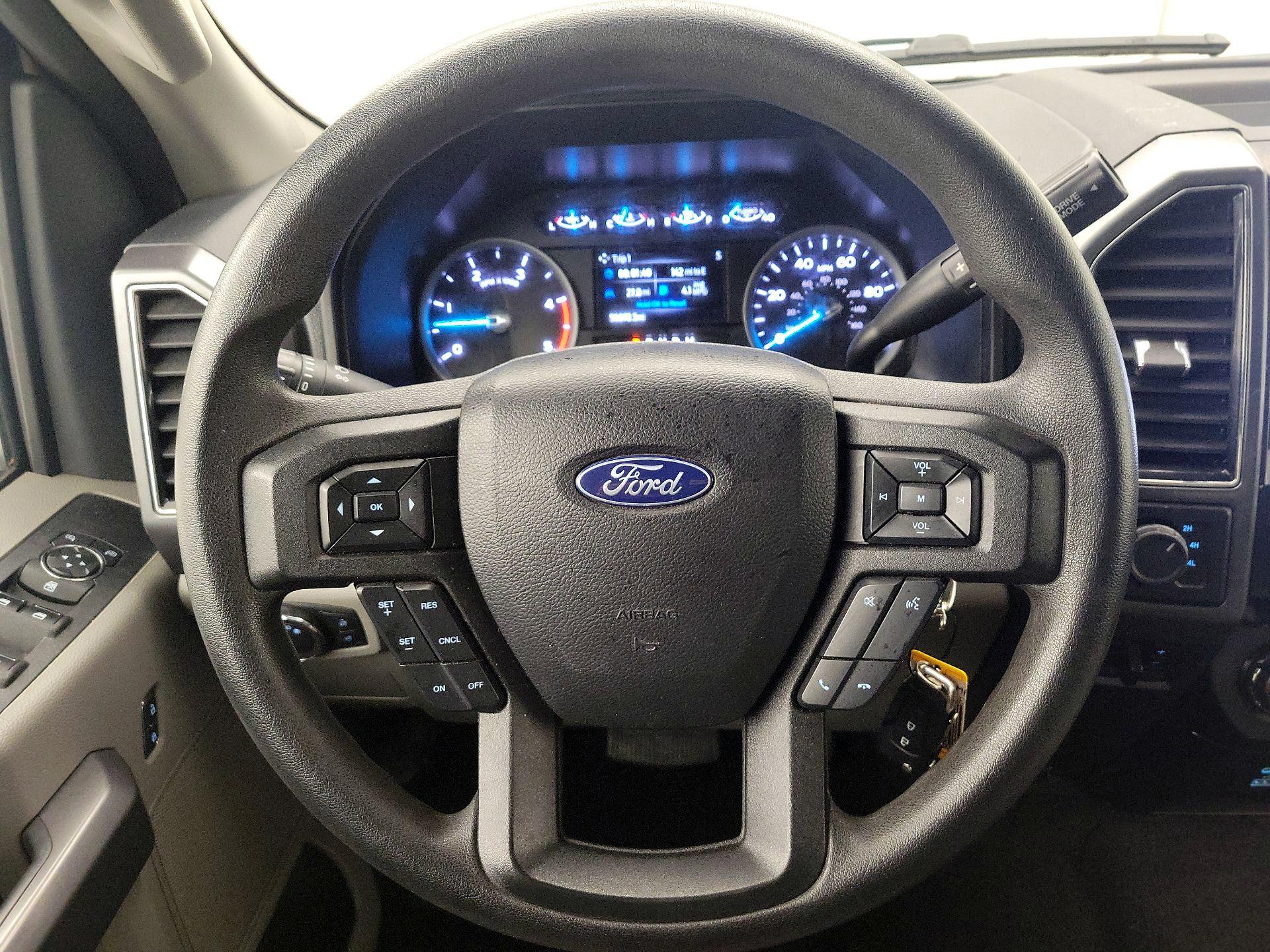 Thumbnail: 2020 Ford F-350 - 10