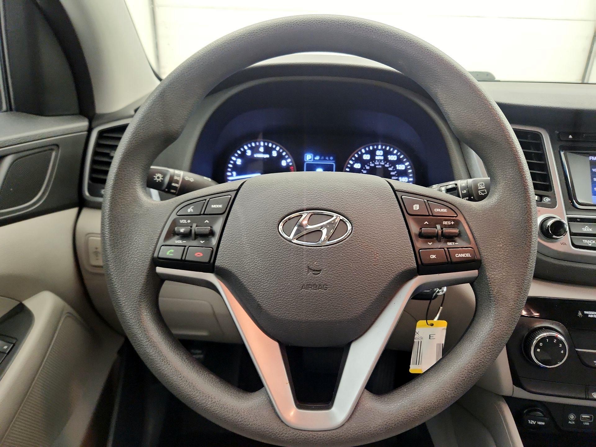 Thumbnail: 2017 Hyundai Tucson - 10