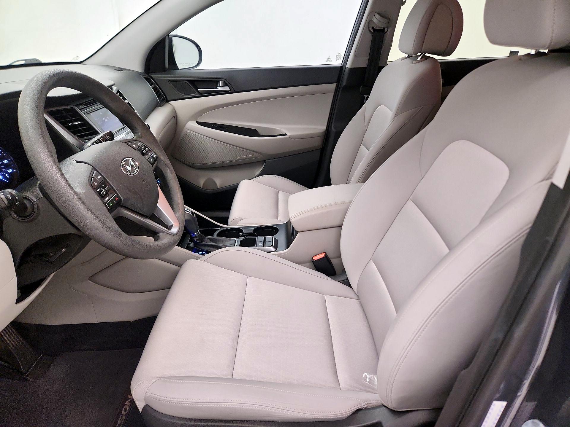 Thumbnail: 2017 Hyundai Tucson - 11