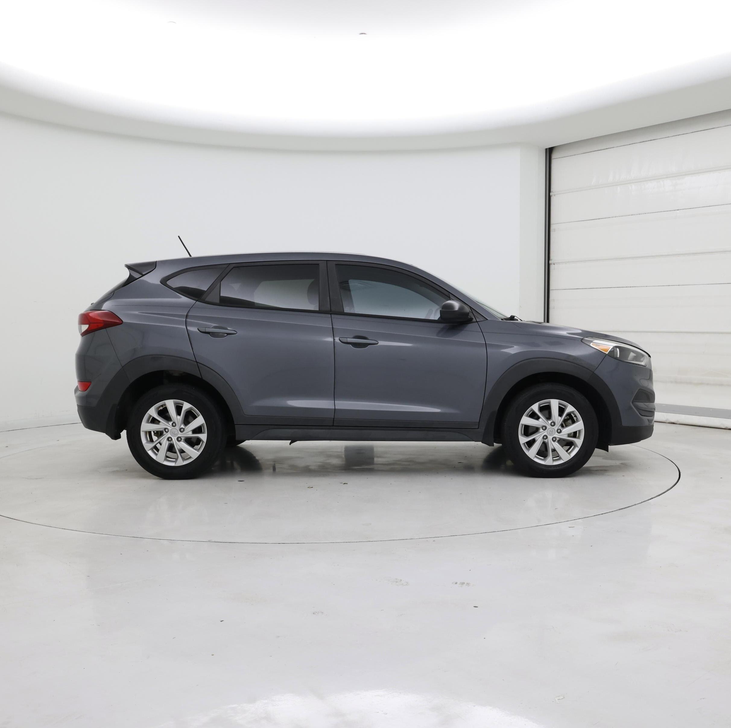 Thumbnail: 2017 Hyundai Tucson - 7