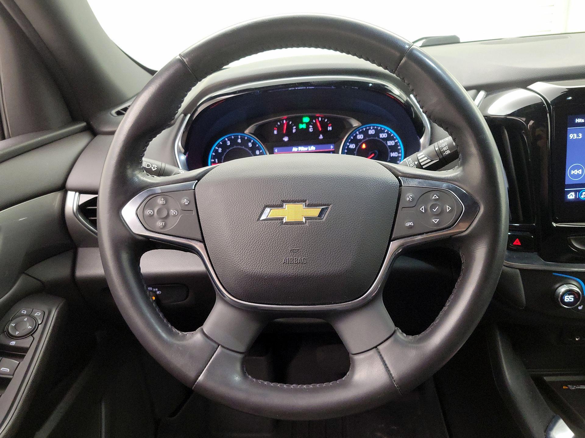 Thumbnail: 2022 Chevrolet Traverse - 10