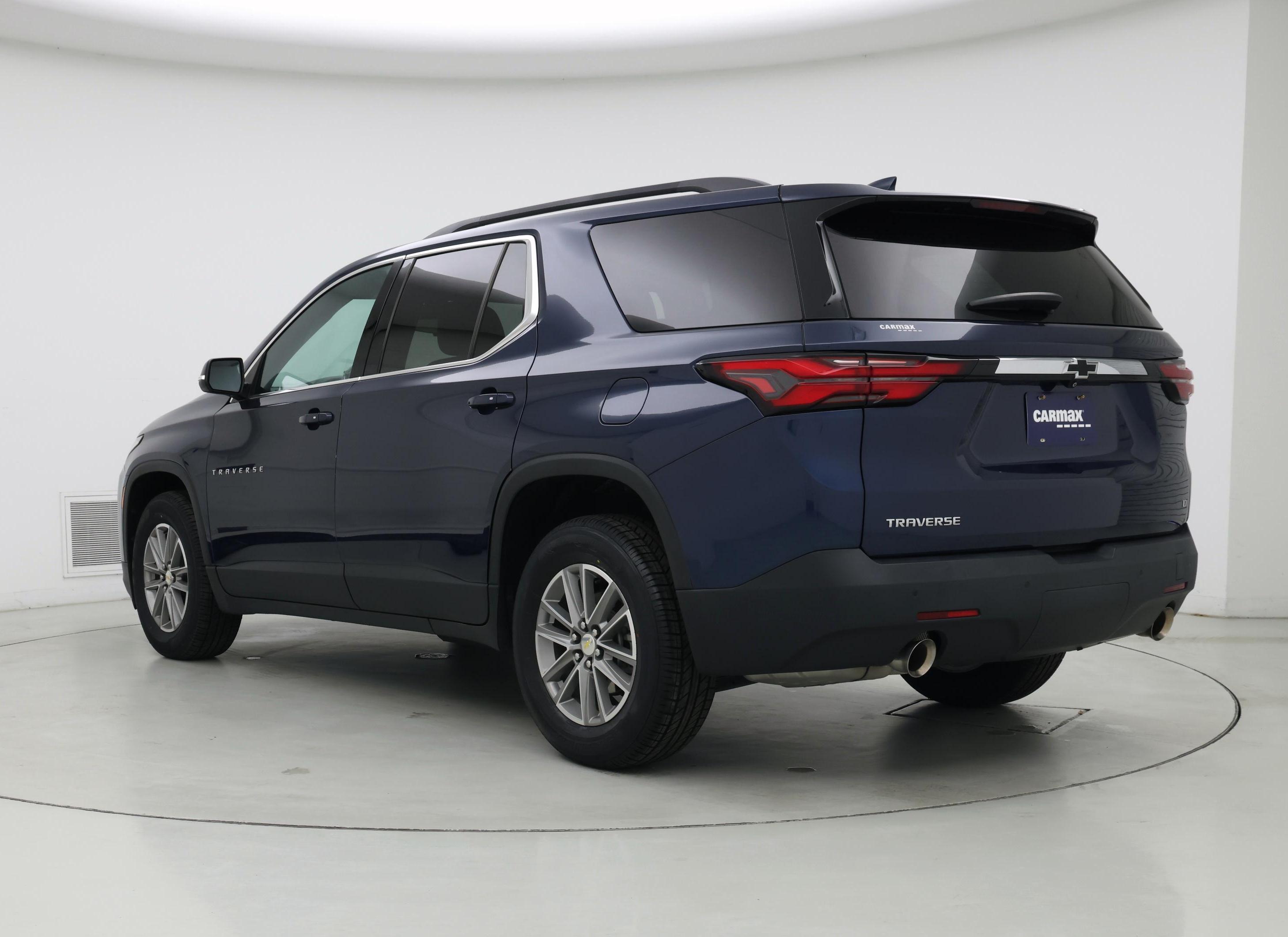 Thumbnail: 2022 Chevrolet Traverse - 2