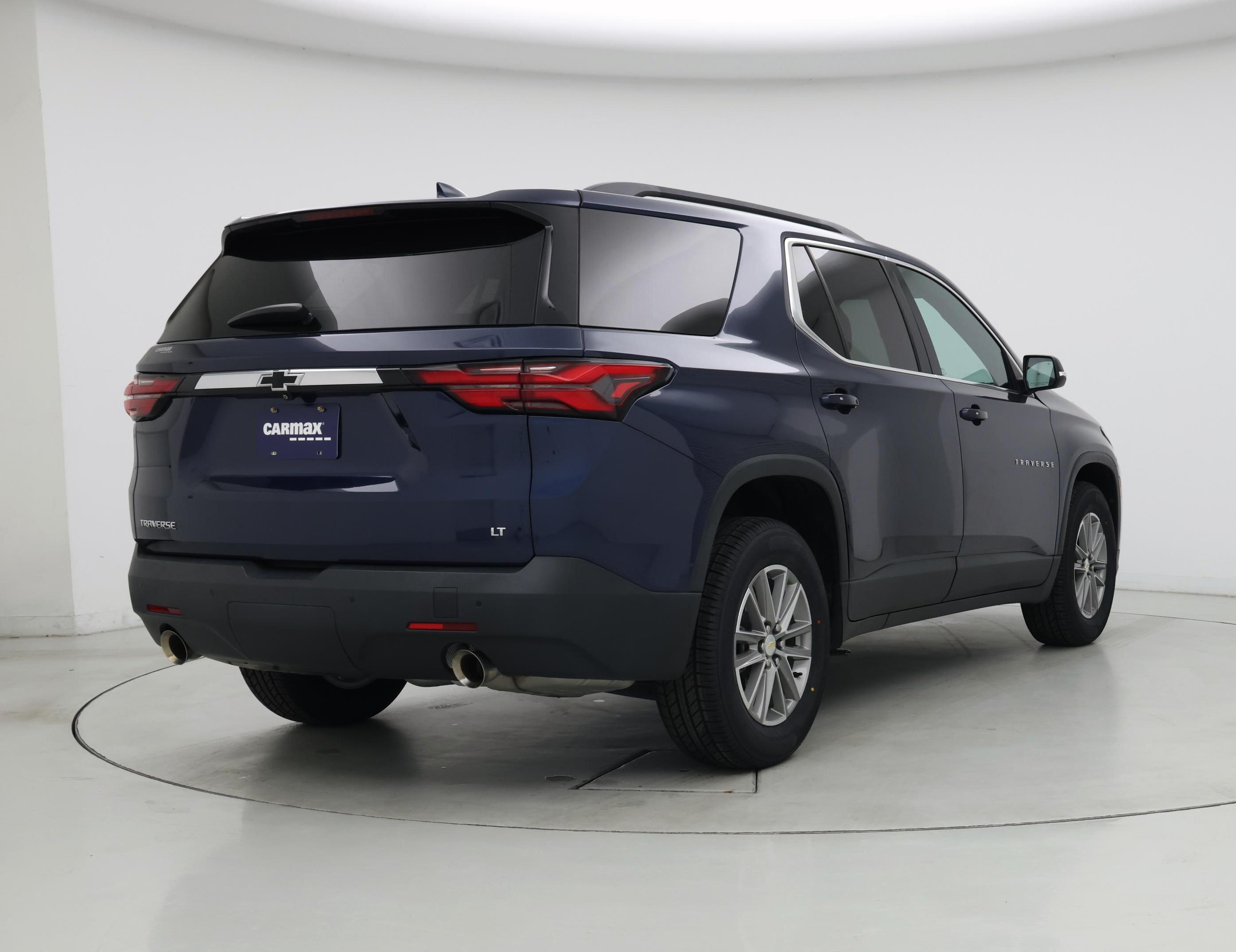 Thumbnail: 2022 Chevrolet Traverse - 8