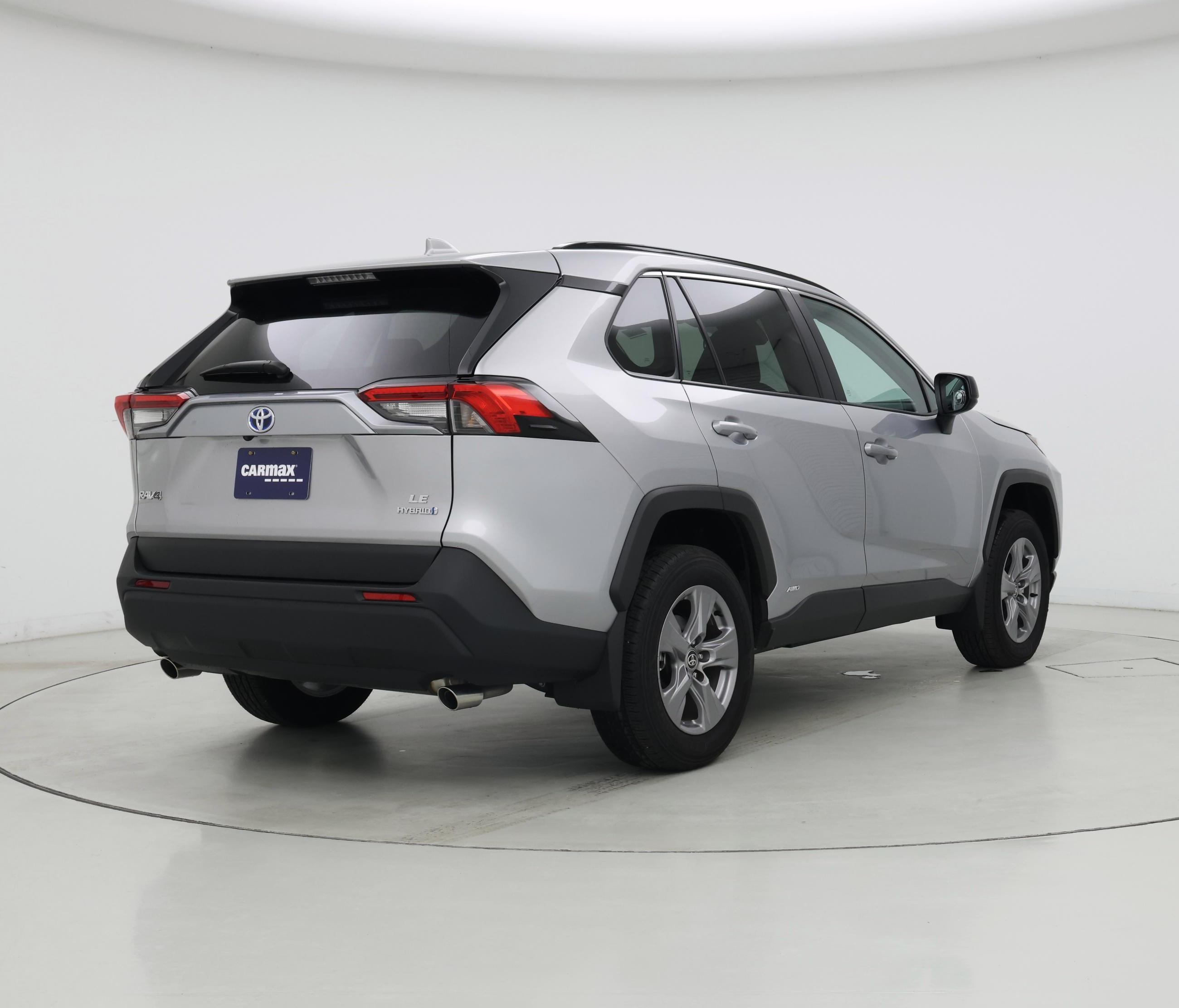 Thumbnail: 2024 Toyota RAV4 - 8