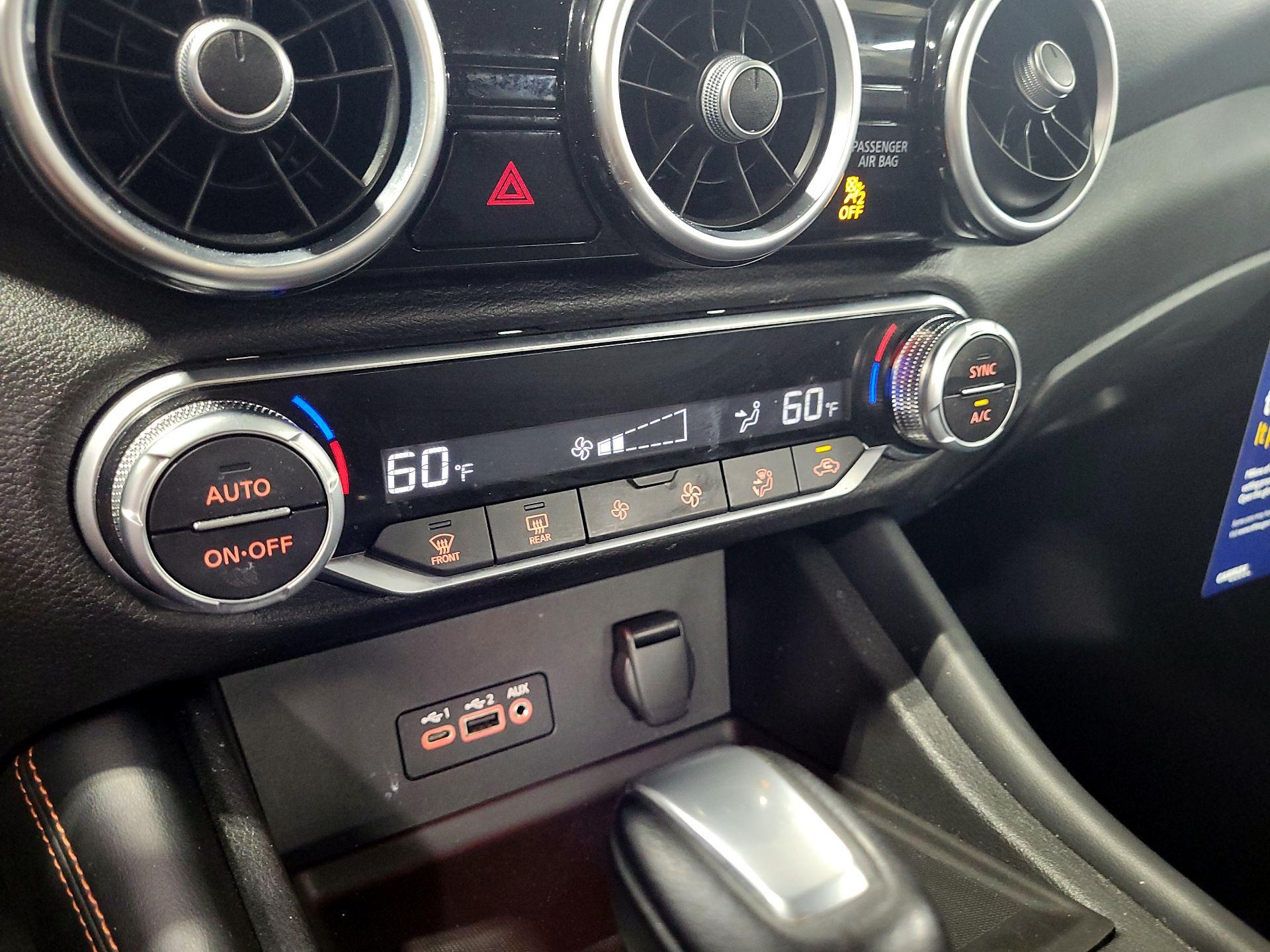 Thumbnail: 2020 Nissan Sentra - 16