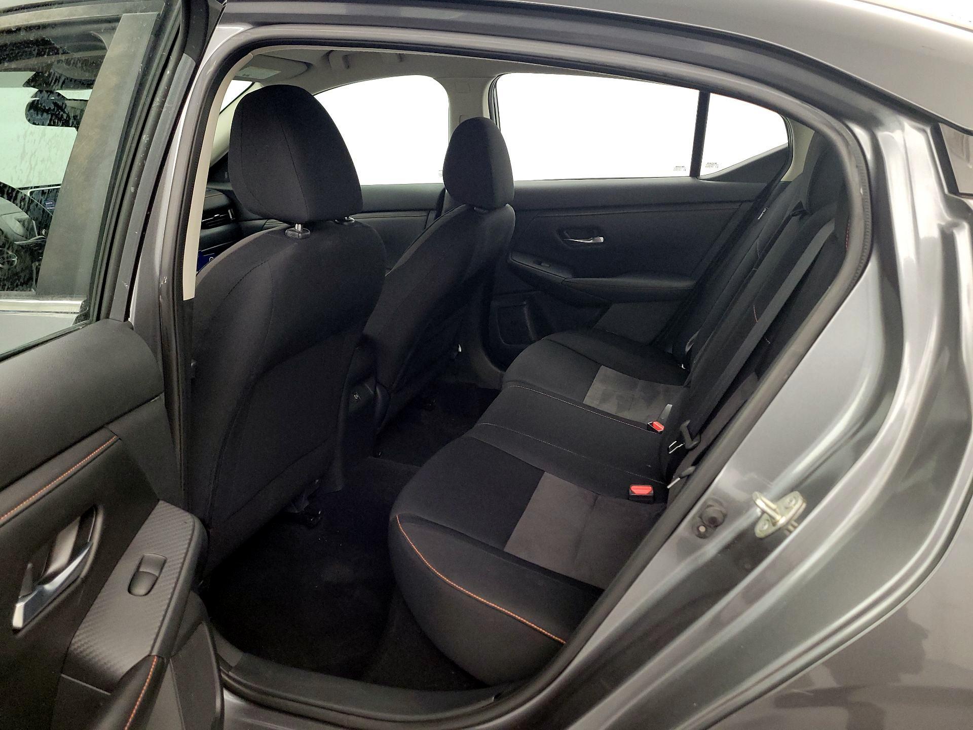 Thumbnail: 2020 Nissan Sentra - 18