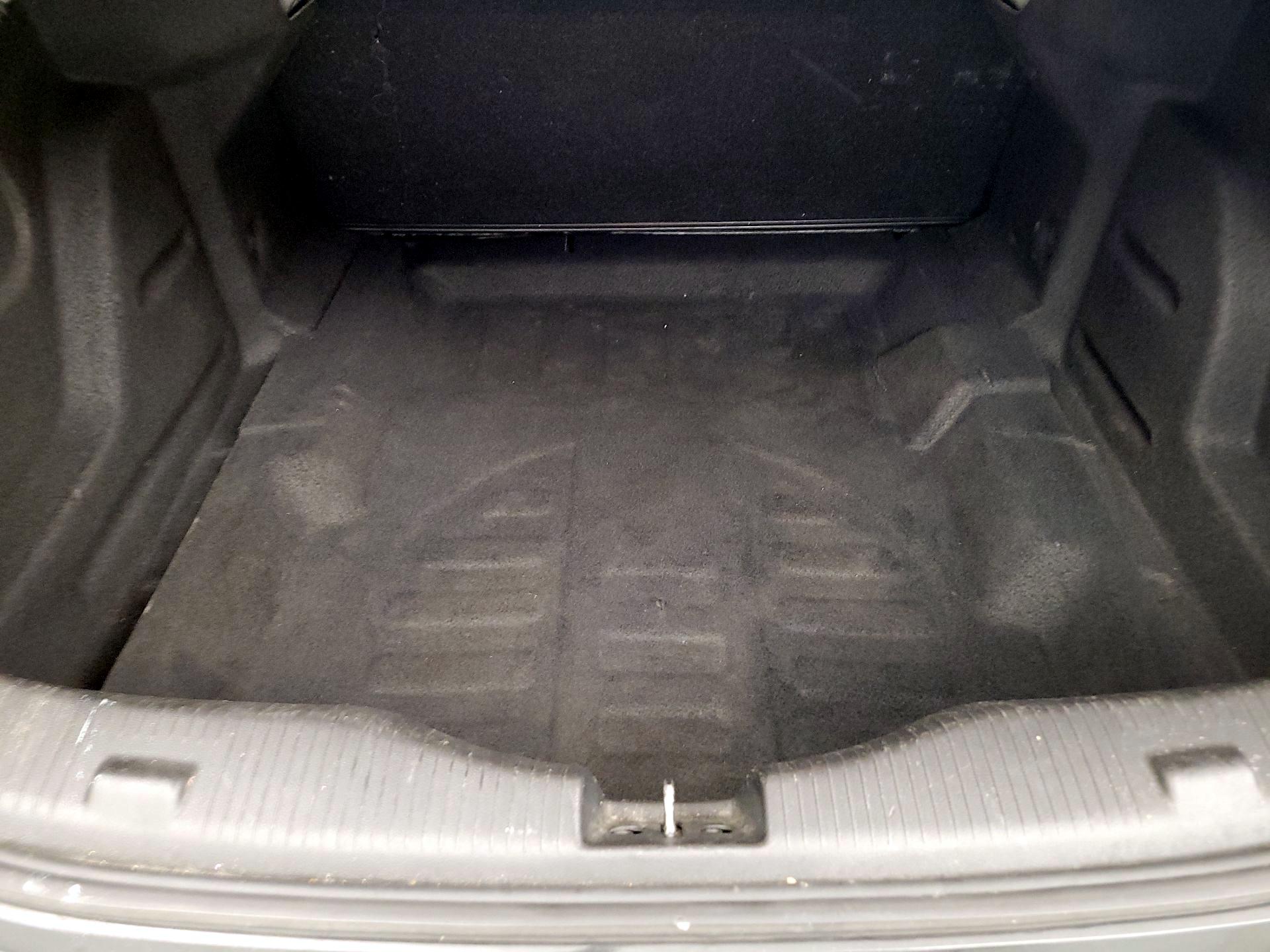 Thumbnail: 2019 Chevrolet Cruze - 20