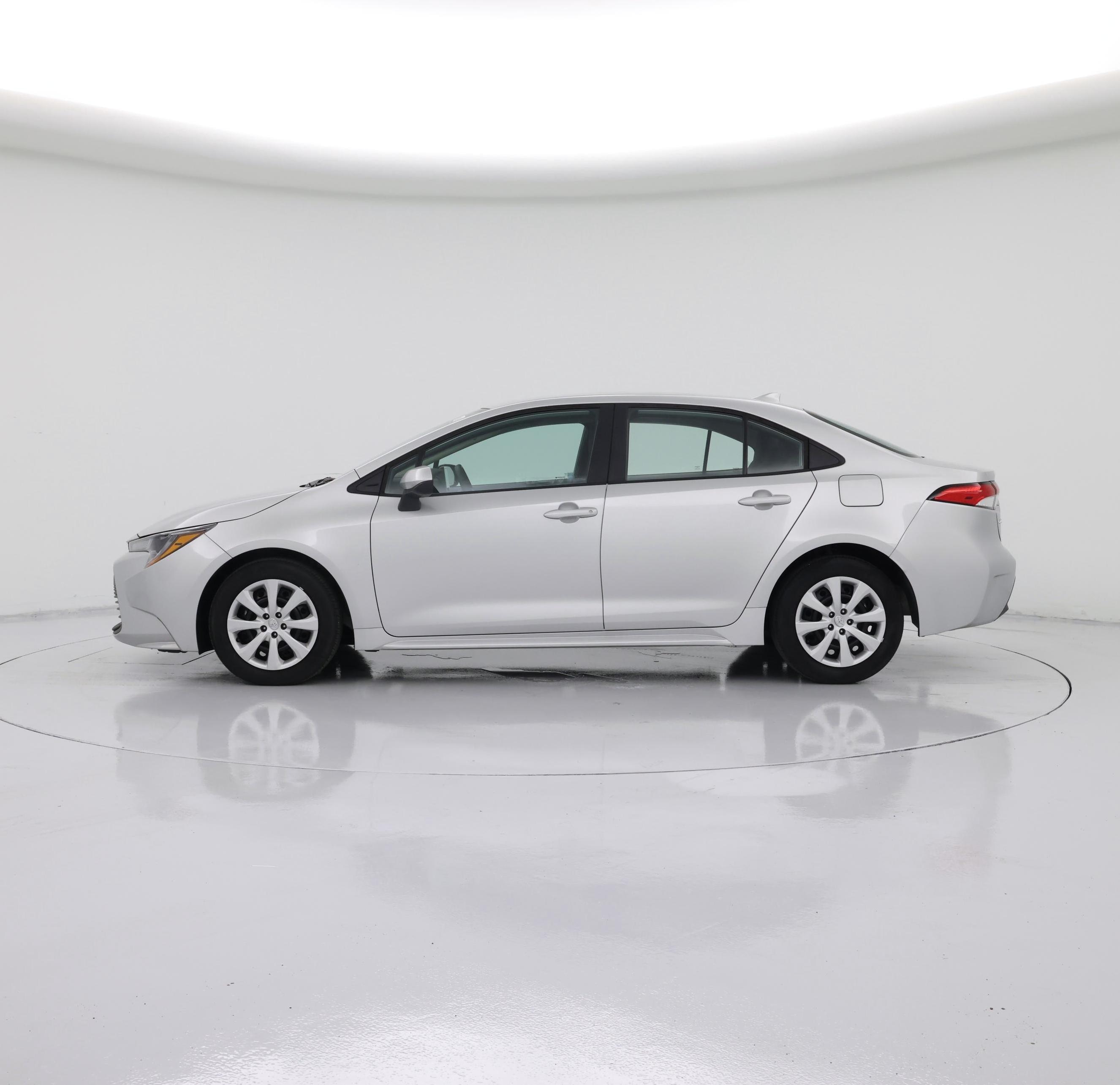 Thumbnail: 2024 Toyota Corolla - 3
