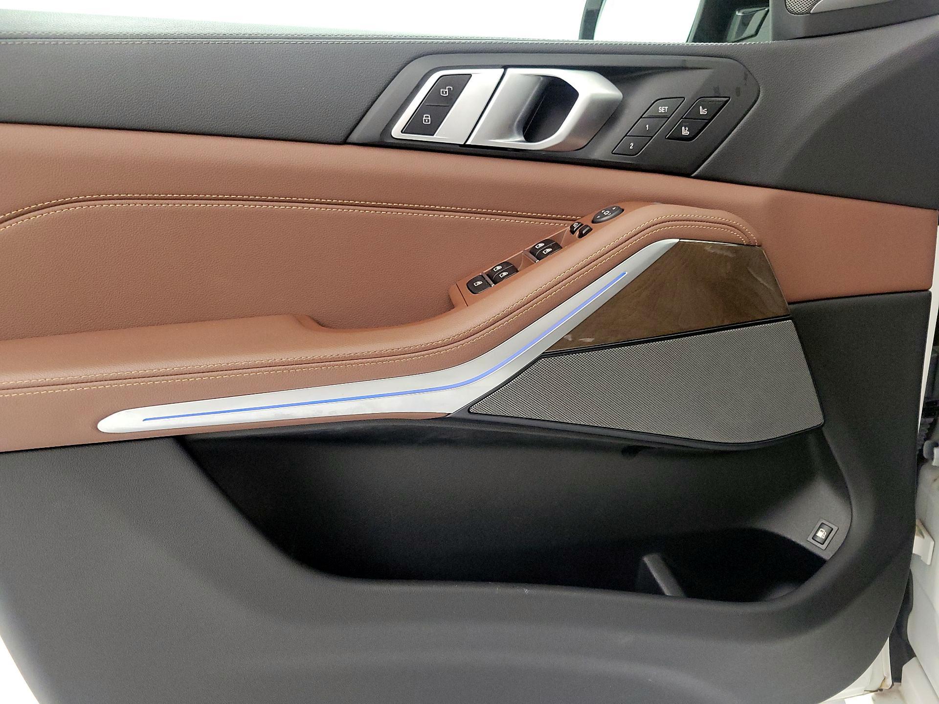 Thumbnail: 2021 BMW X5 - 10
